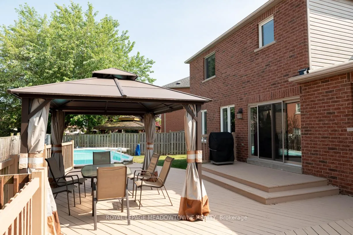 Photo 34 of 49 Montebello Crescent, Ajax, Northwest Ajax — HOMEH