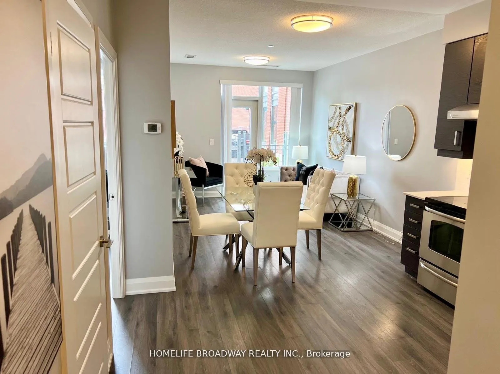 Photo 2 of Unit 106, 8228 Birchmount Road, Markham, Unionville — HOMEH