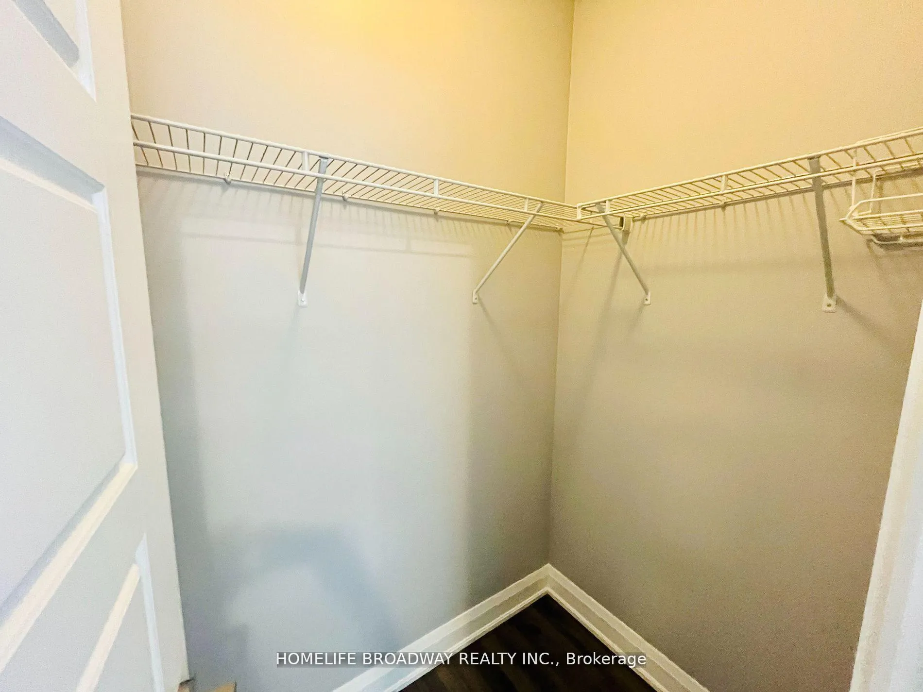 Photo 12 of Unit 106, 8228 Birchmount Road, Markham, Unionville — HOMEH