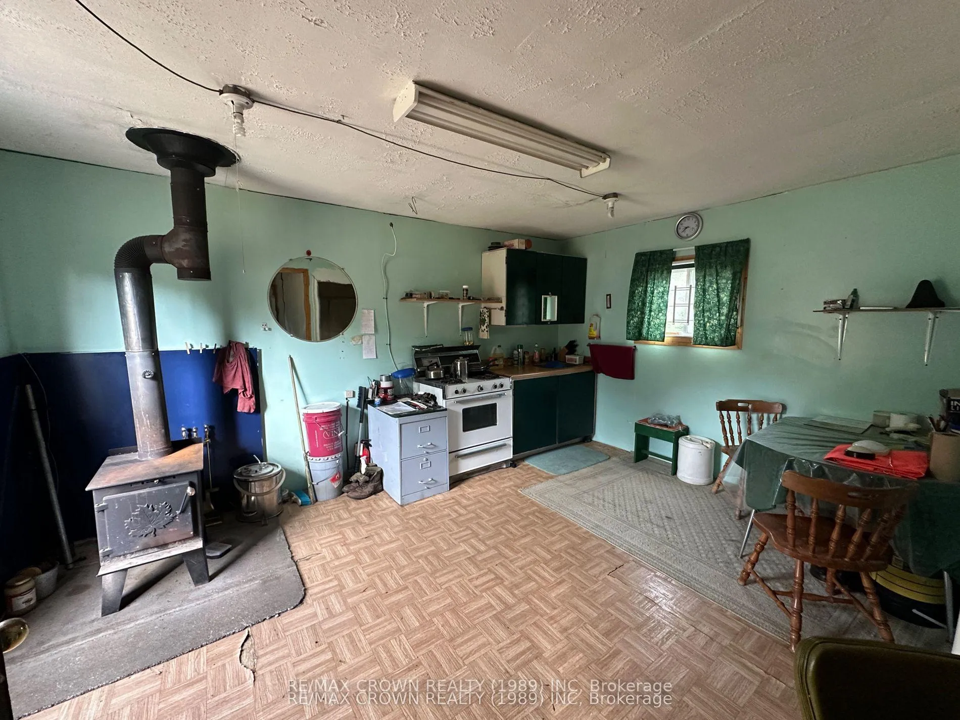 Photo 10 of 212 Weiler Line, Powassan — HOMEH