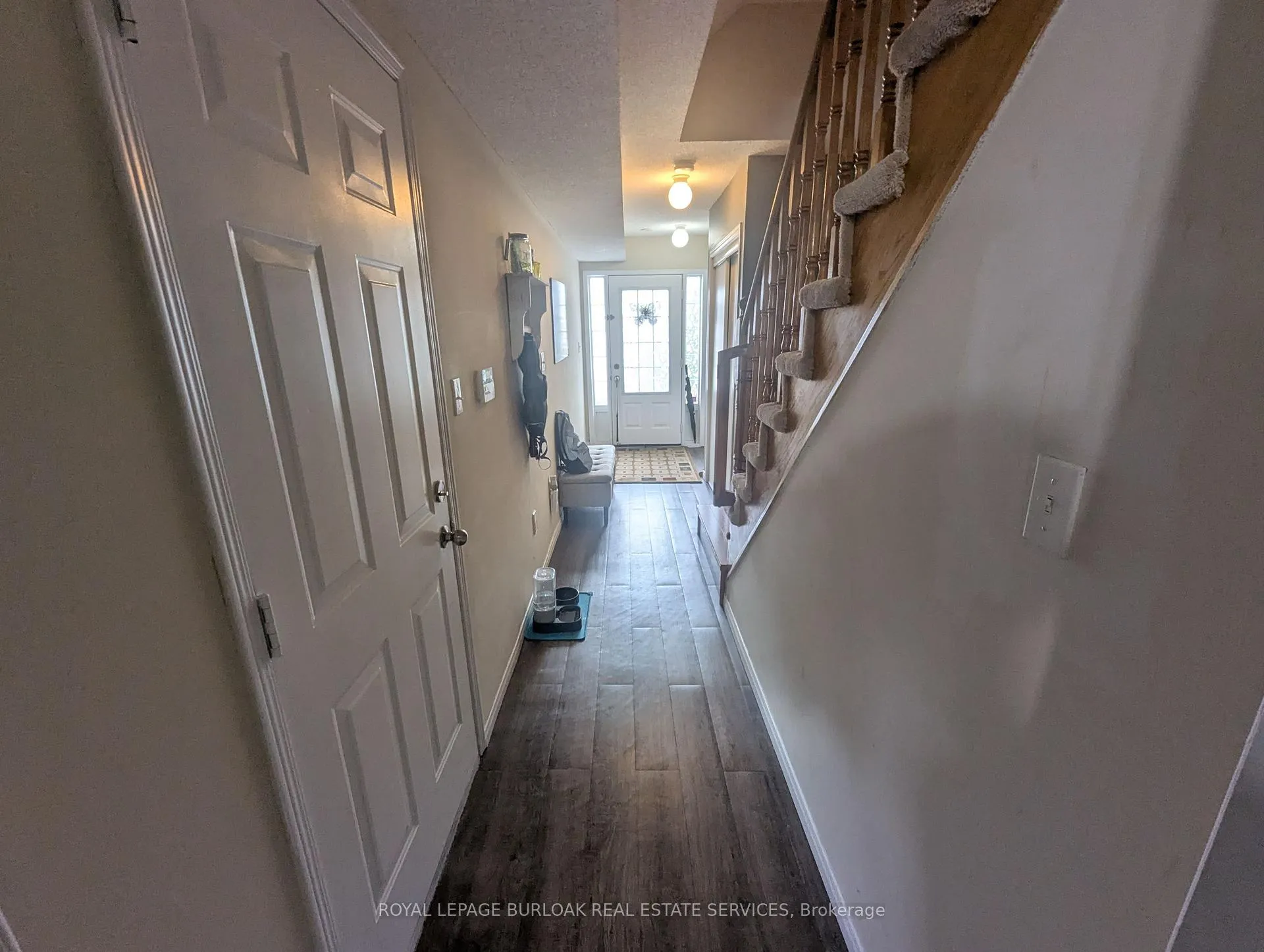 Photo 16 of 2307 Sutton Drive, Burlington, Orchard — HOMEH