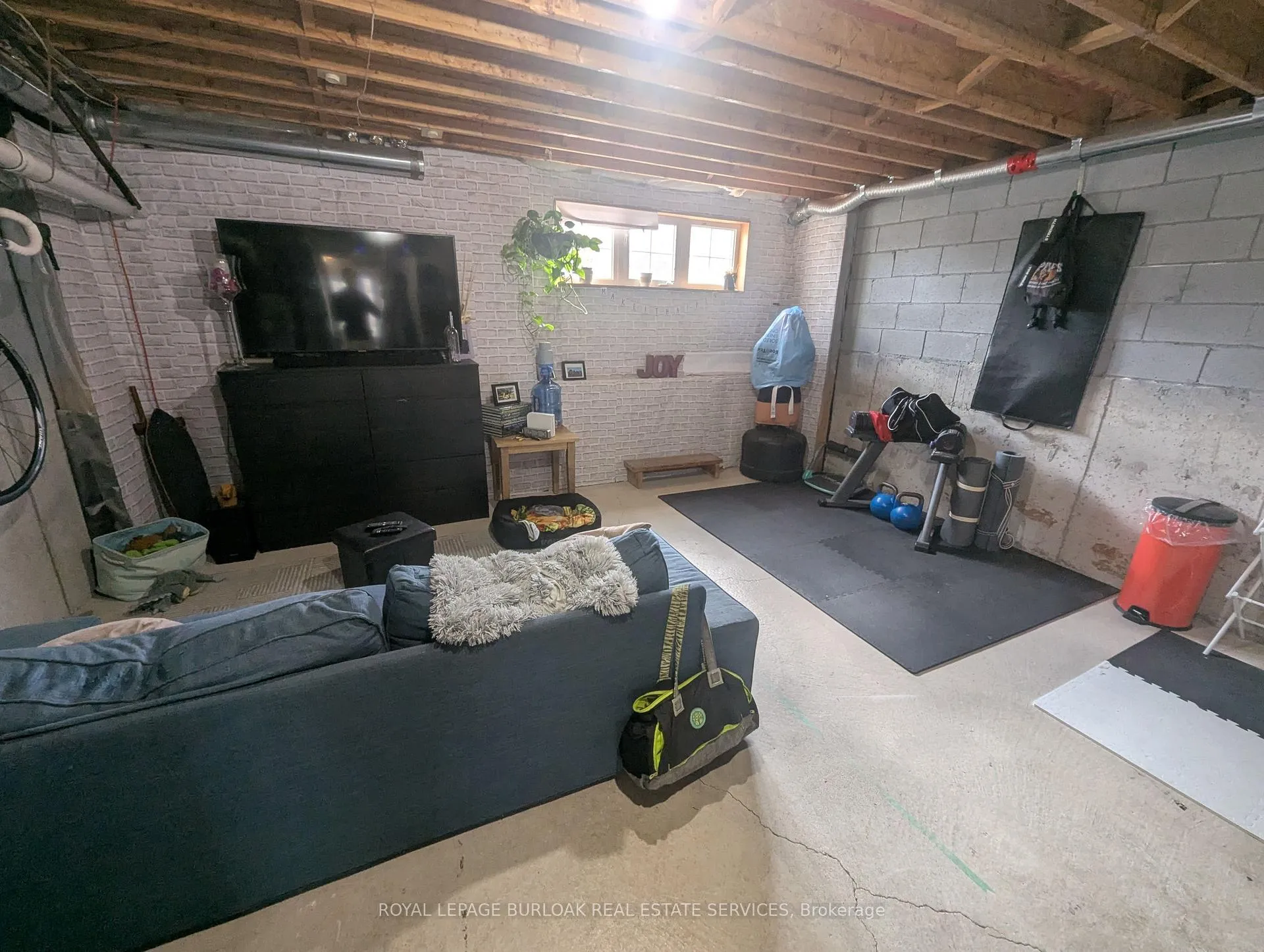 Photo 18 of 2307 Sutton Drive, Burlington, Orchard — HOMEH