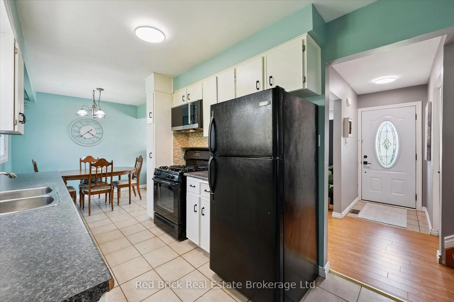 Photo 13 of 25 Hastings Boulevard, Guelph, Grange Road — HOMEH
