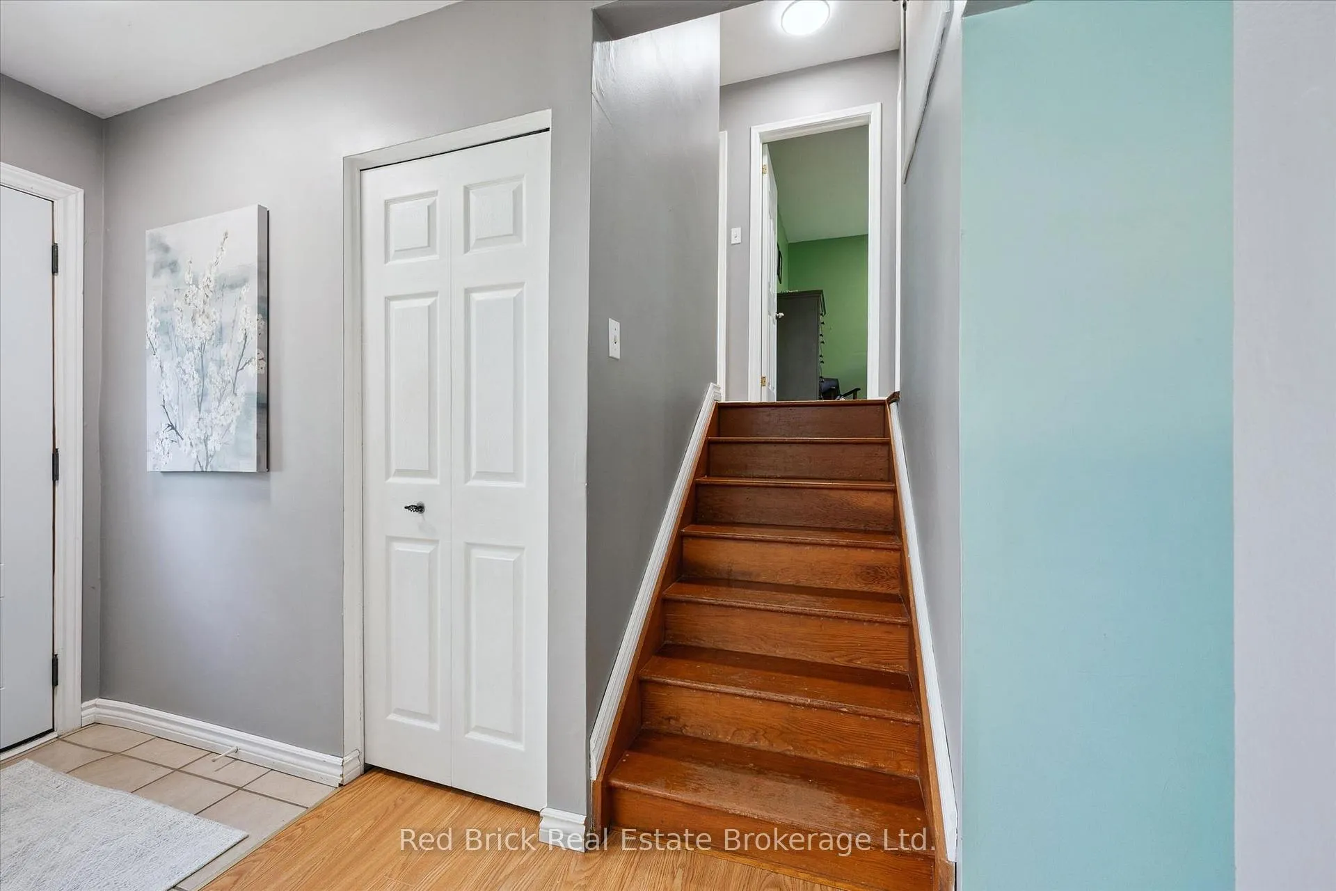 Photo 15 of 25 Hastings Boulevard, Guelph, Grange Road — HOMEH