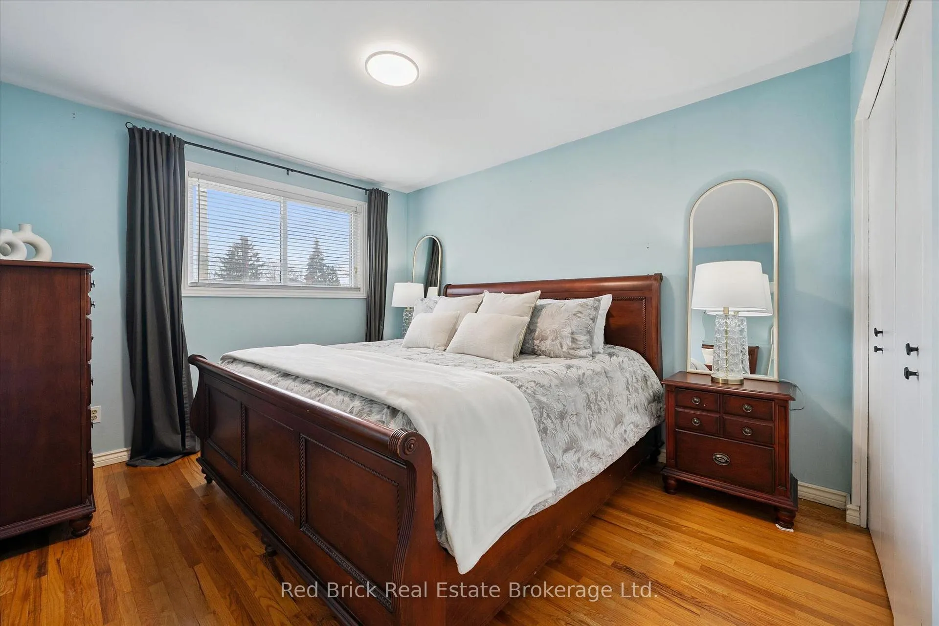 Photo 17 of 25 Hastings Boulevard, Guelph, Grange Road — HOMEH