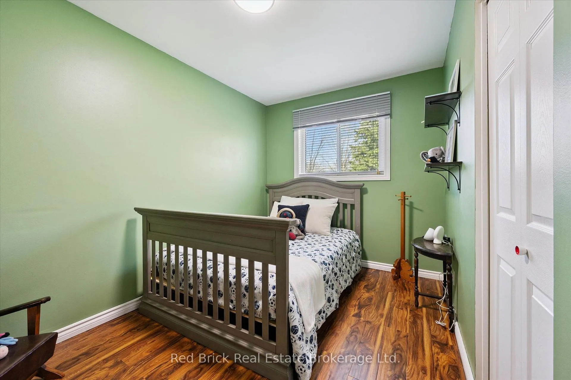 Photo 20 of 25 Hastings Boulevard, Guelph, Grange Road — HOMEH