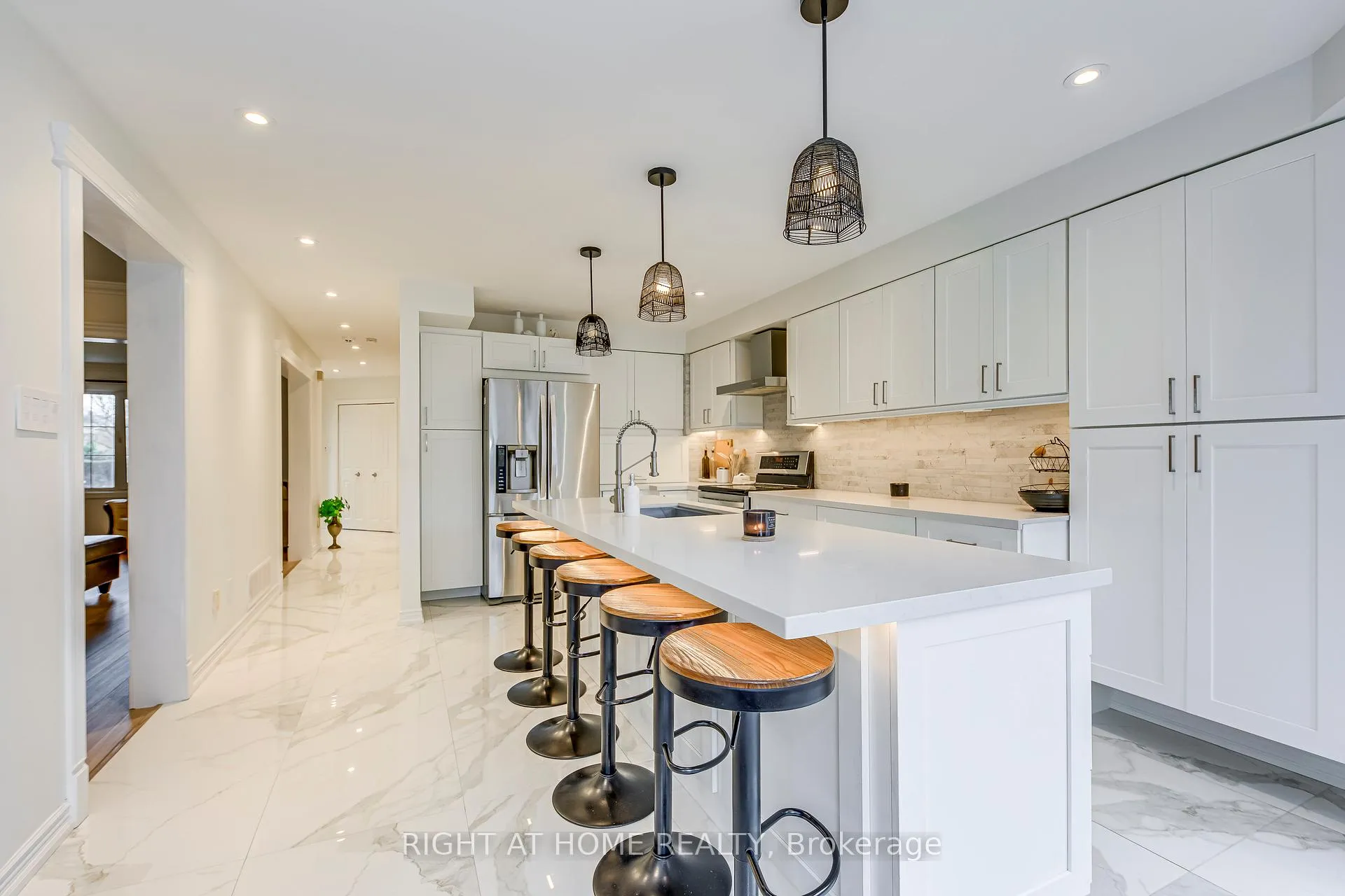 Photo 10 of 3233 Wilmar Crescent, Mississauga, Erin Mills — HOMEH