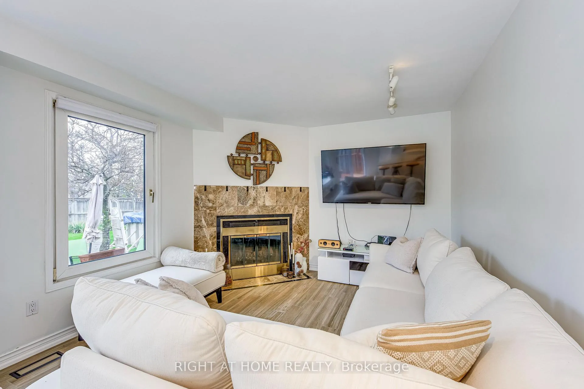 Photo 14 of 3233 Wilmar Crescent, Mississauga, Erin Mills — HOMEH