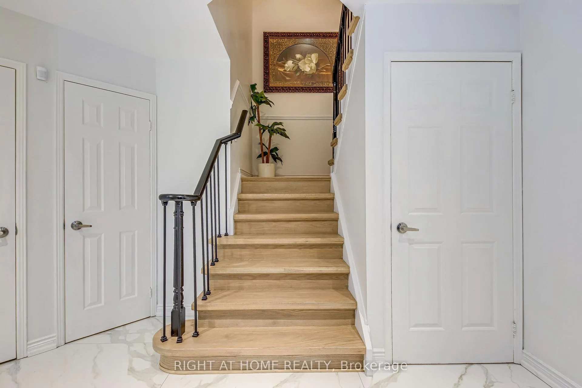 Photo 18 of 3233 Wilmar Crescent, Mississauga, Erin Mills — HOMEH