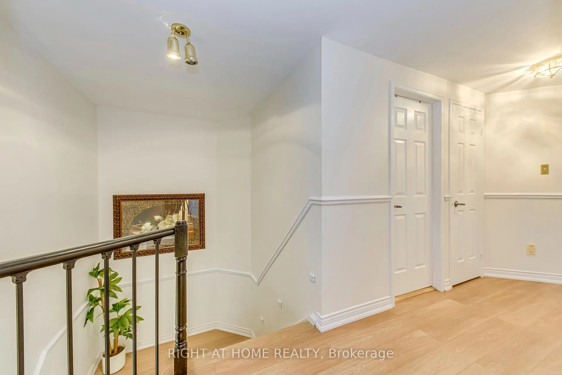 Photo 19 of 3233 Wilmar Crescent, Mississauga, Erin Mills — HOMEH