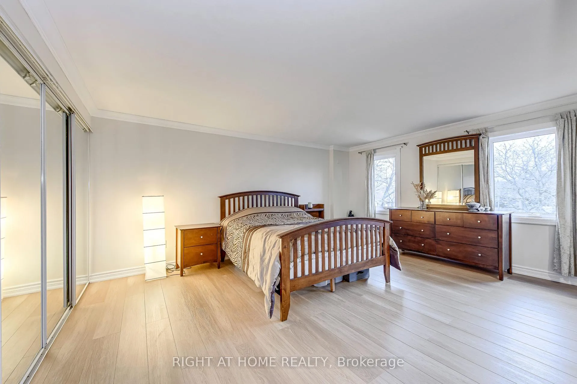 Photo 21 of 3233 Wilmar Crescent, Mississauga, Erin Mills — HOMEH