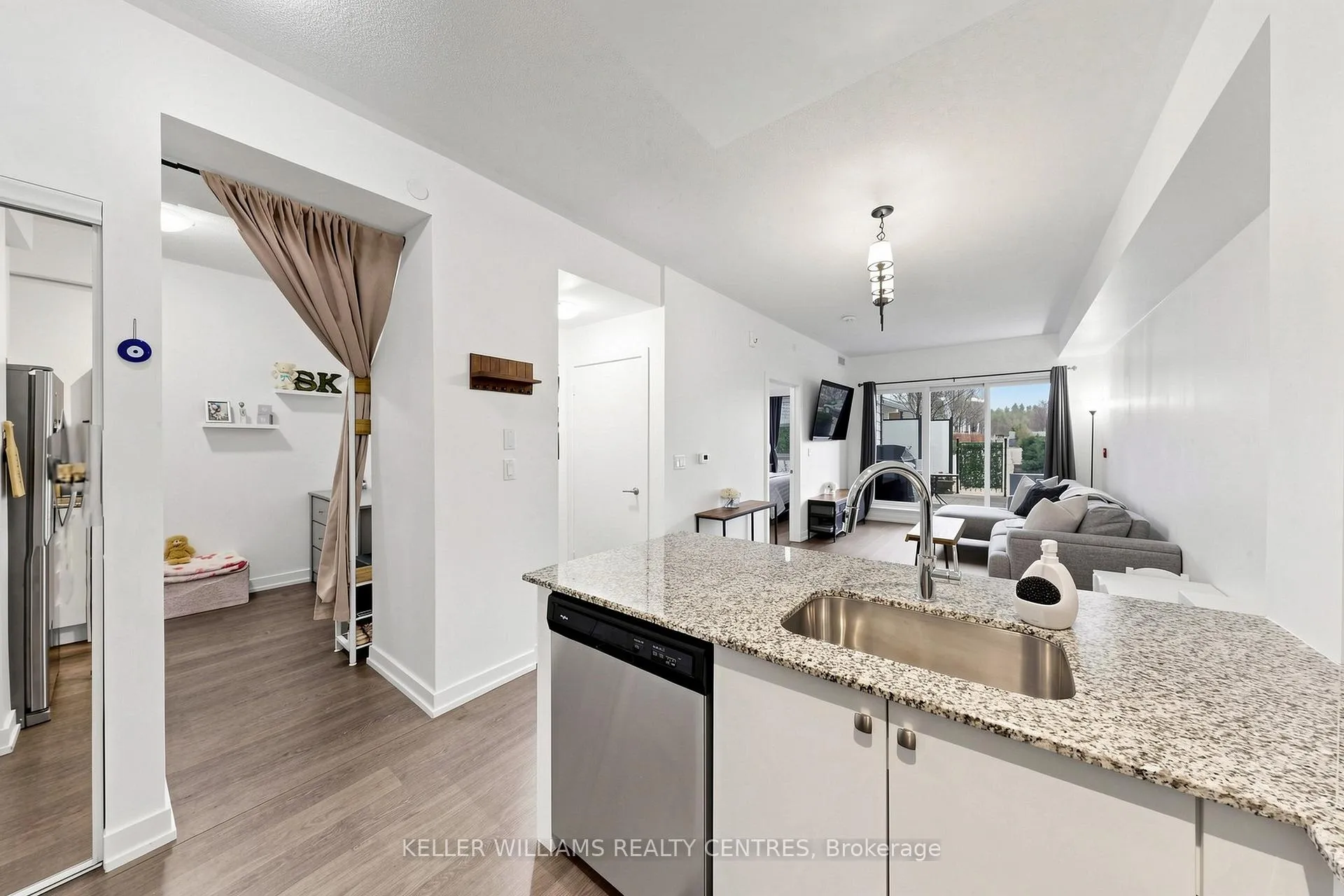 Photo 25 of Unit 101, 555 William Graham Drive, Aurora, Rural Aurora — HOMEH