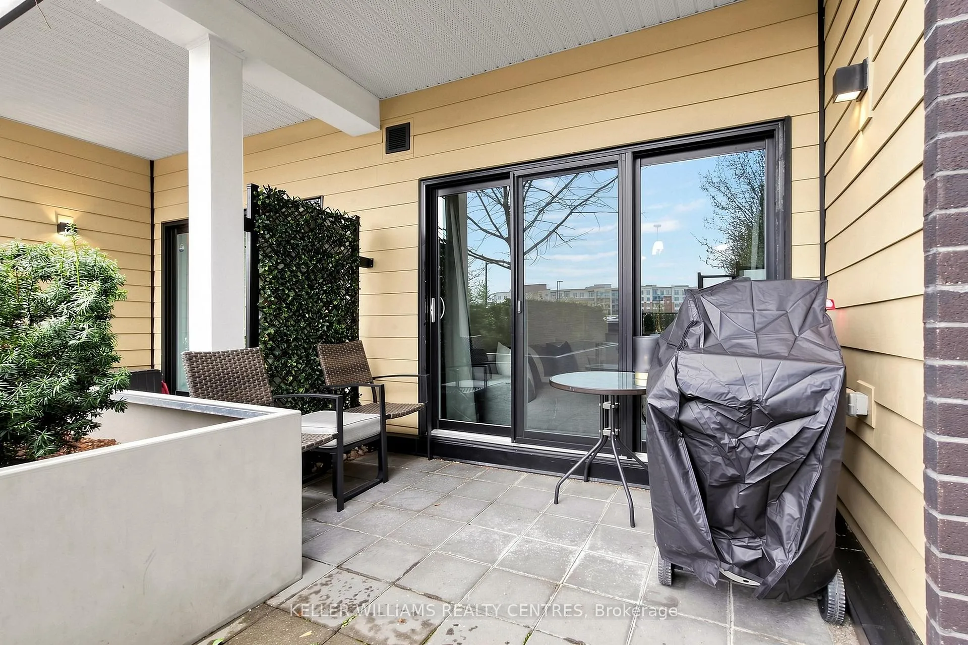 Photo 31 of Unit 101, 555 William Graham Drive, Aurora, Rural Aurora — HOMEH