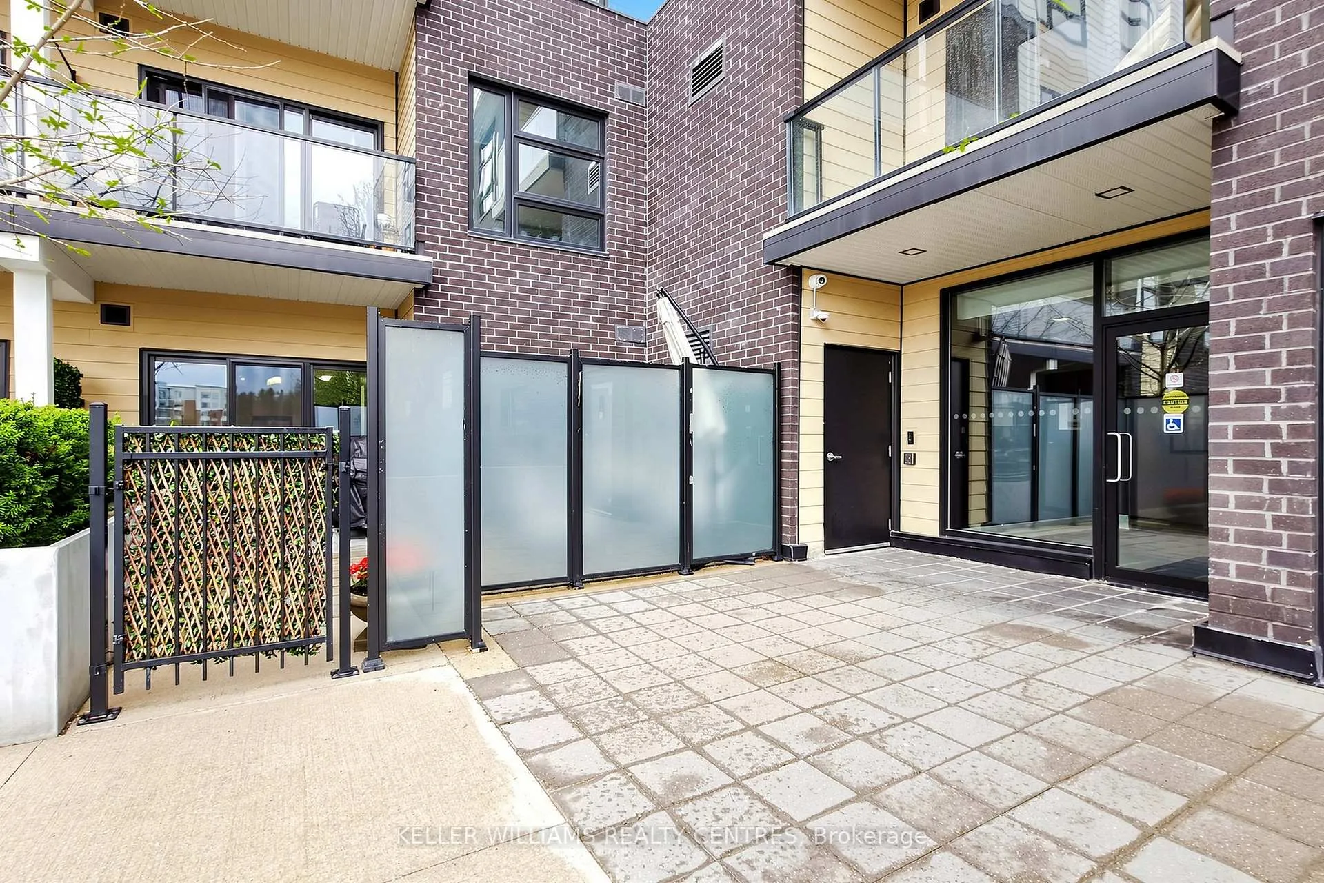 Photo 38 of Unit 101, 555 William Graham Drive, Aurora, Rural Aurora — HOMEH