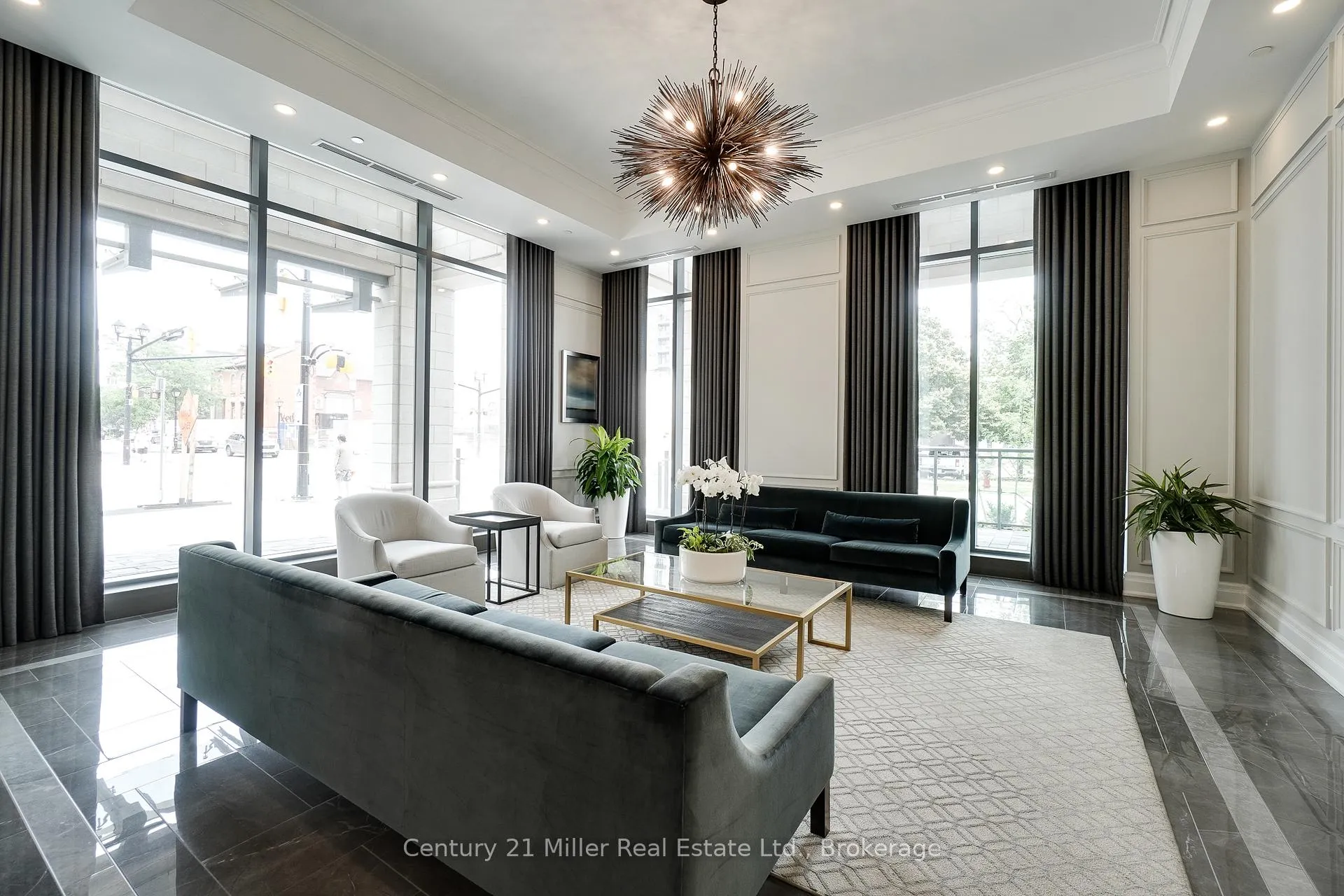 Photo 3 of Unit 802, 2060 Lakeshore Road, Burlington, Brant — HOMEH
