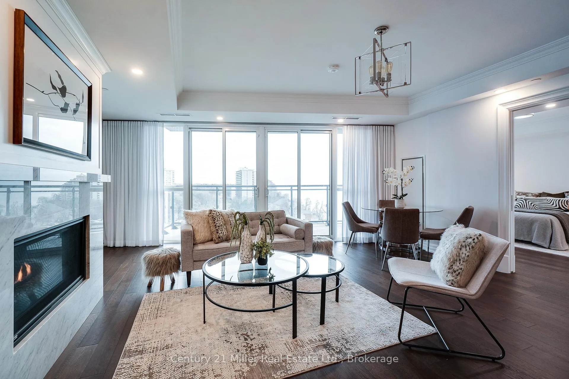 Photo 14 of Unit 802, 2060 Lakeshore Road, Burlington, Brant — HOMEH