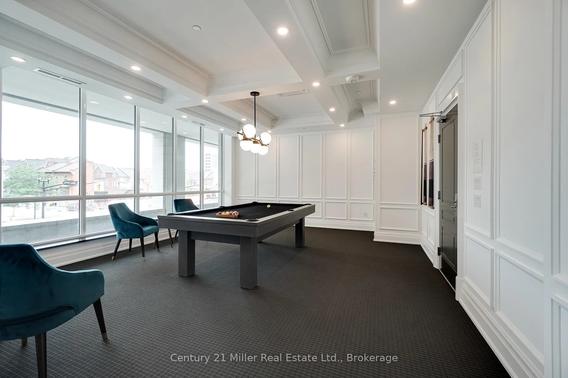 Photo 31 of Unit 802, 2060 Lakeshore Road, Burlington, Brant — HOMEH
