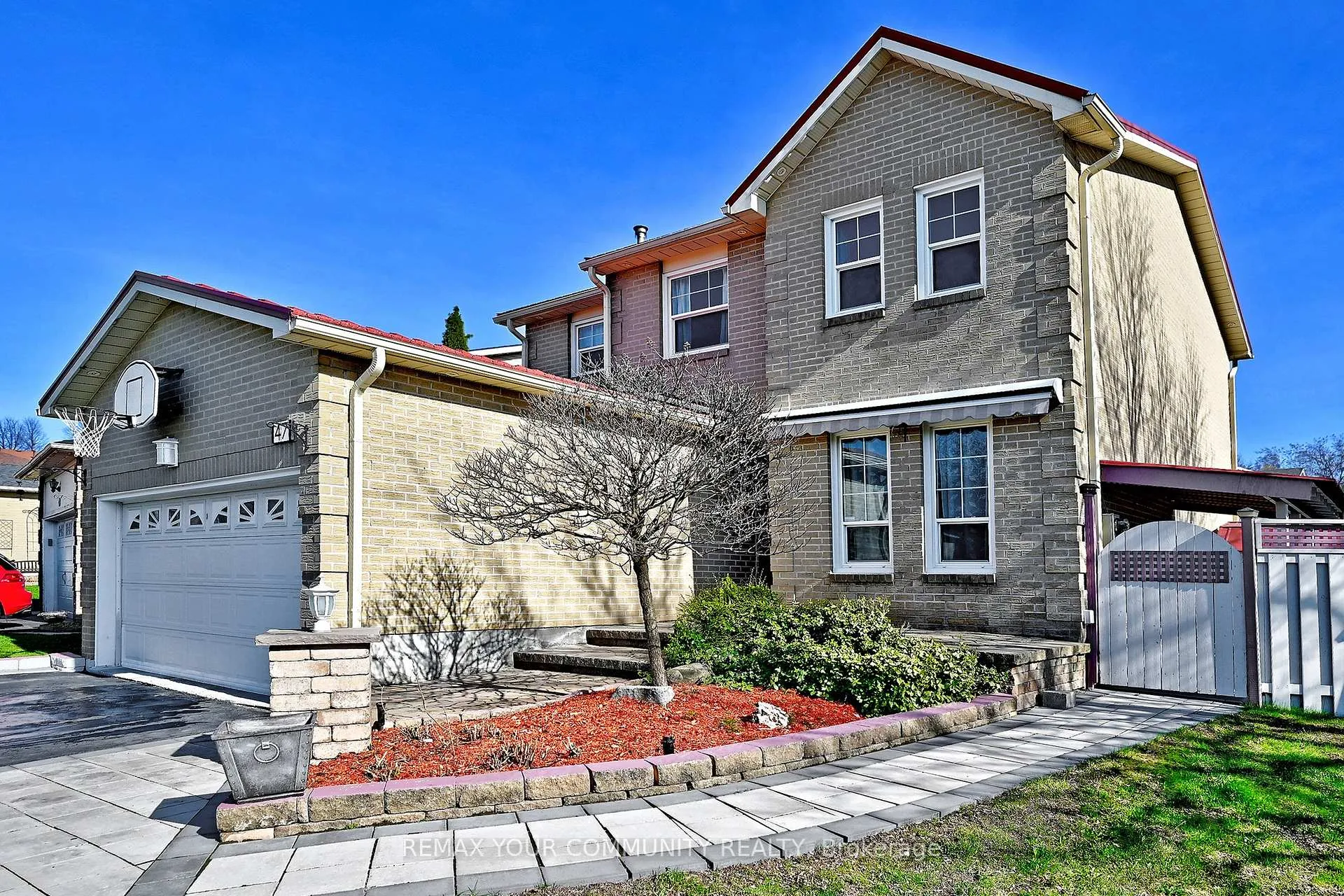 Photo 3 of 47 Reed Drive, Ajax, Central — HOMEH
