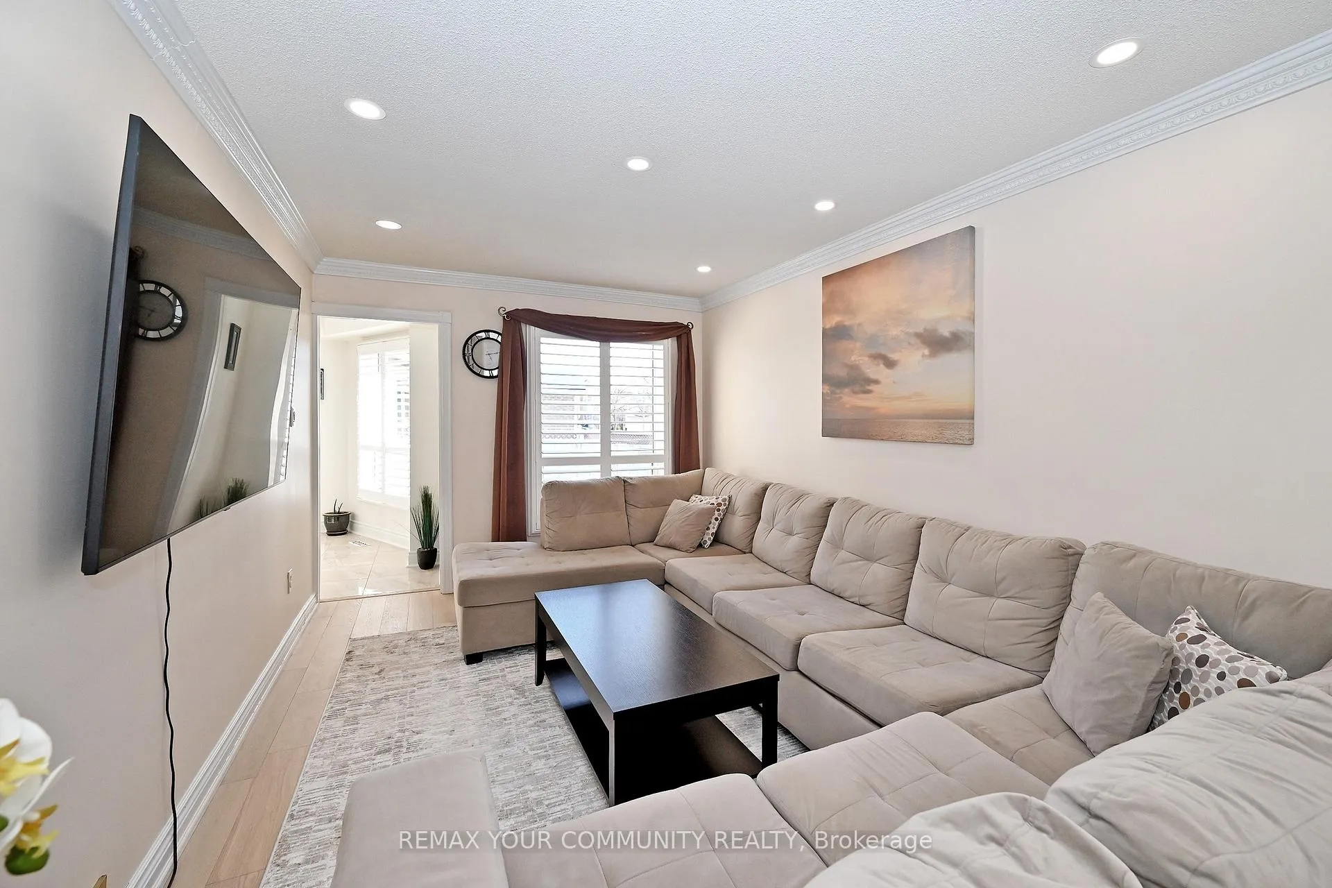 Photo 15 of 47 Reed Drive, Ajax, Central — HOMEH