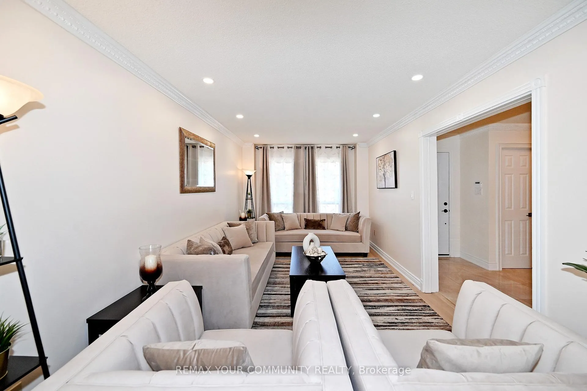 Photo 17 of 47 Reed Drive, Ajax, Central — HOMEH