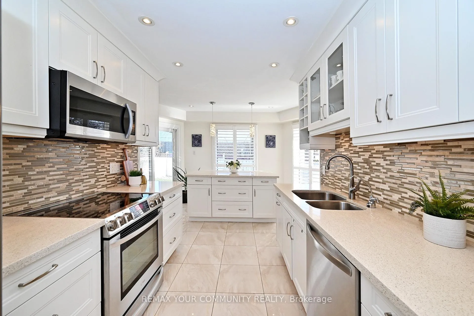 Photo 19 of 47 Reed Drive, Ajax, Central — HOMEH