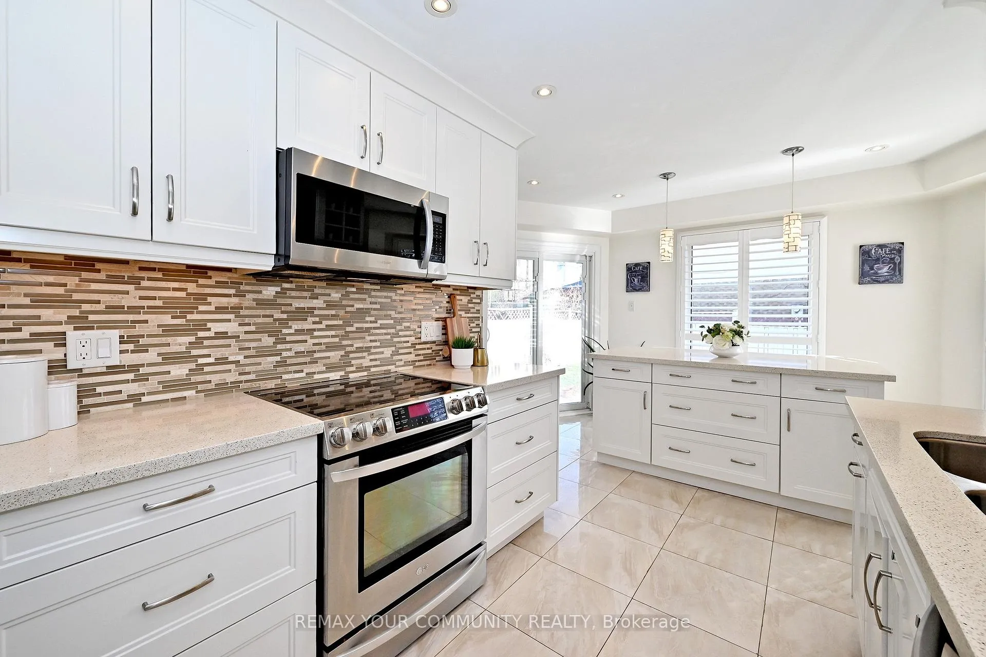Photo 21 of 47 Reed Drive, Ajax, Central — HOMEH