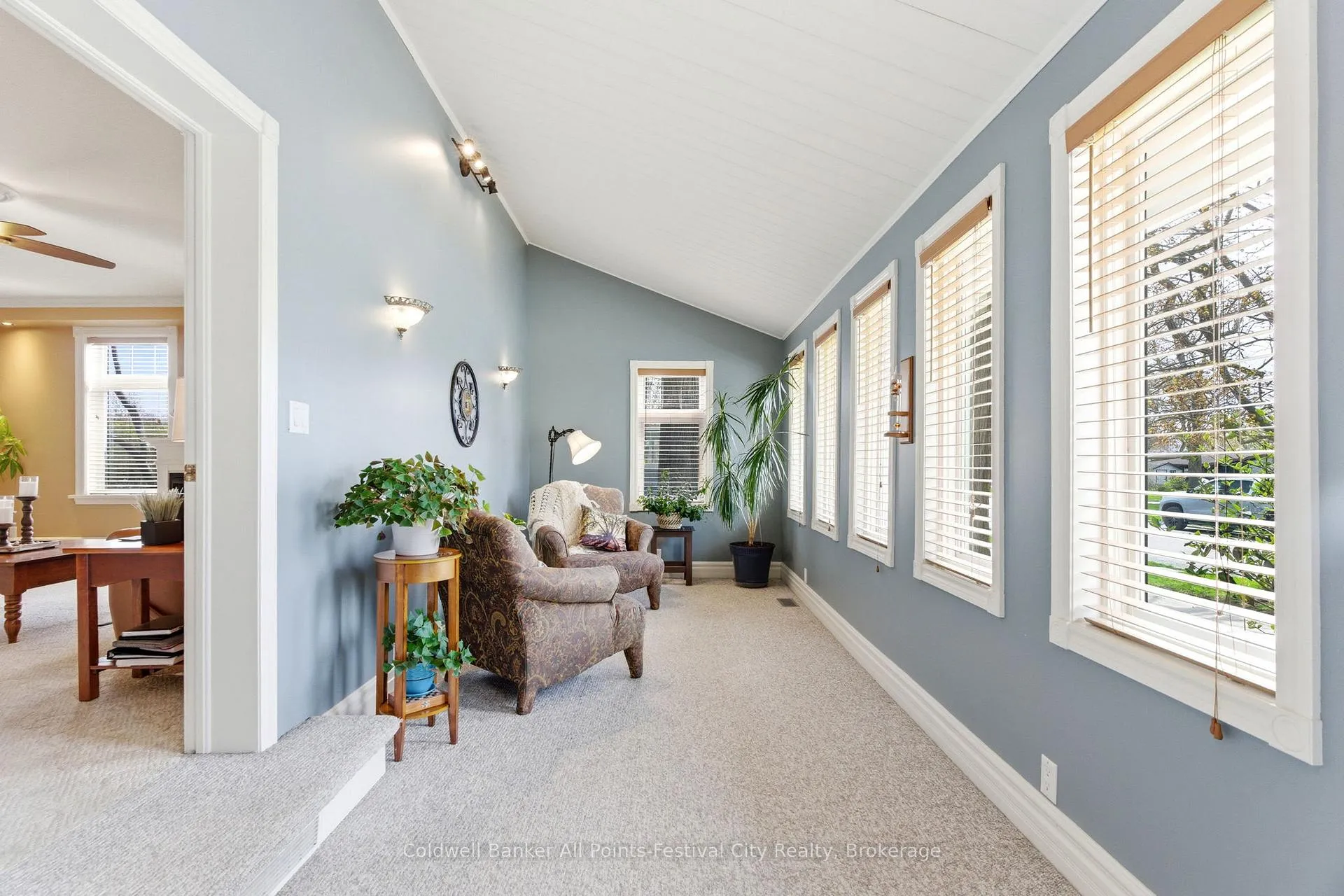 Photo 6 of 213 Warren Street, Goderich, Goderich (Town) — HOMEH