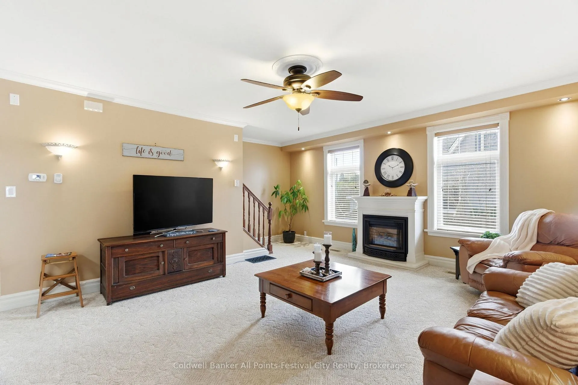 Photo 9 of 213 Warren Street, Goderich, Goderich (Town) — HOMEH