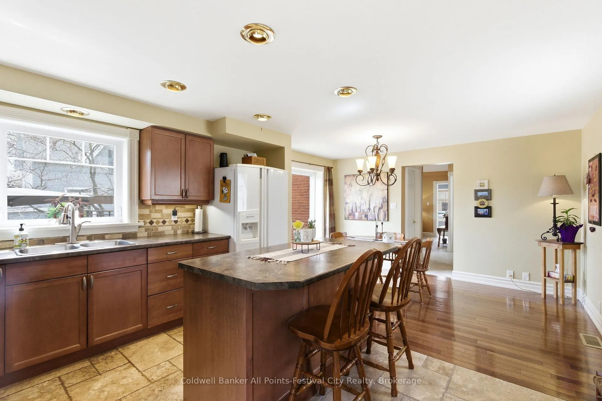 Photo 19 of 213 Warren Street, Goderich, Goderich (Town) — HOMEH