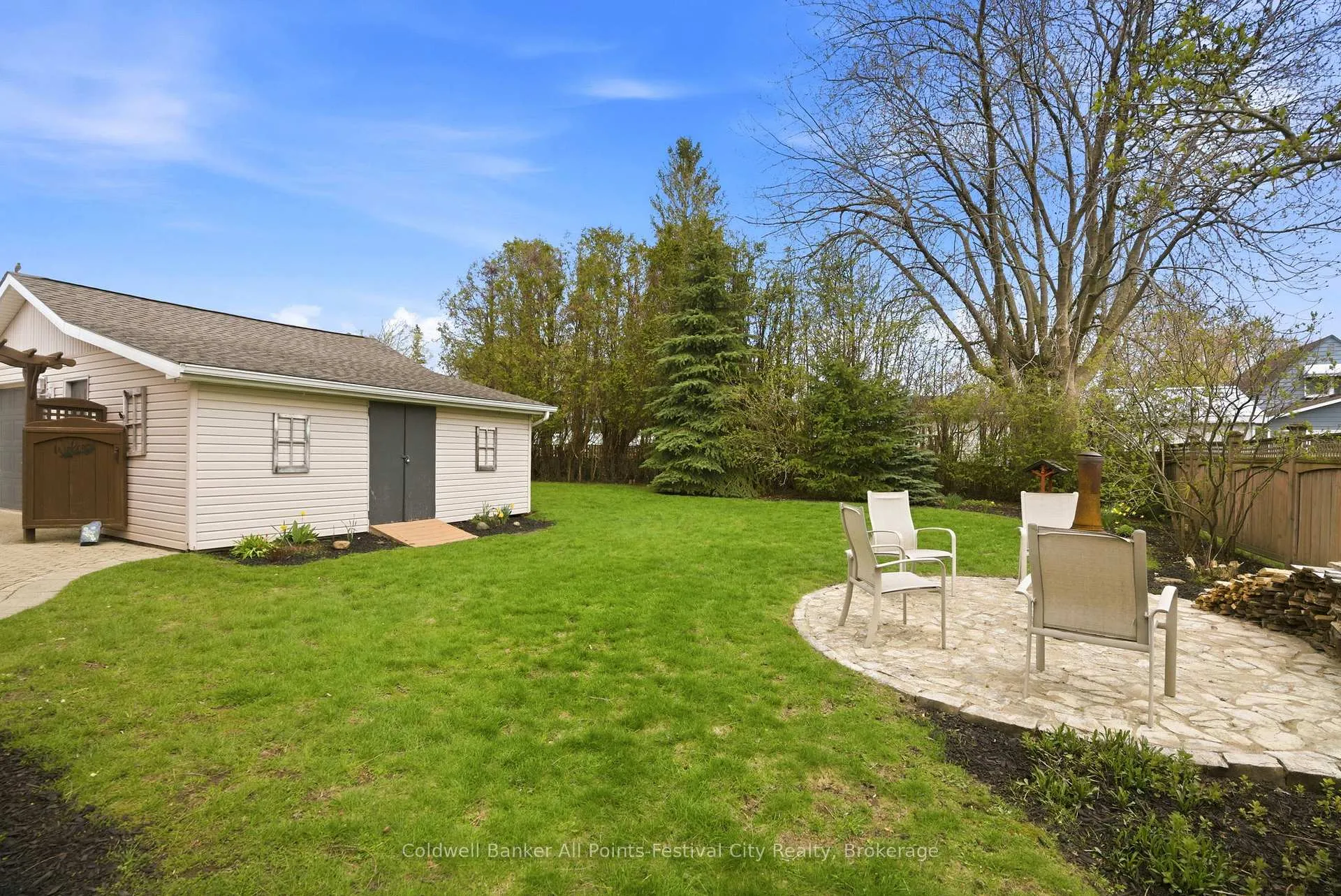 Photo 41 of 213 Warren Street, Goderich, Goderich (Town) — HOMEH
