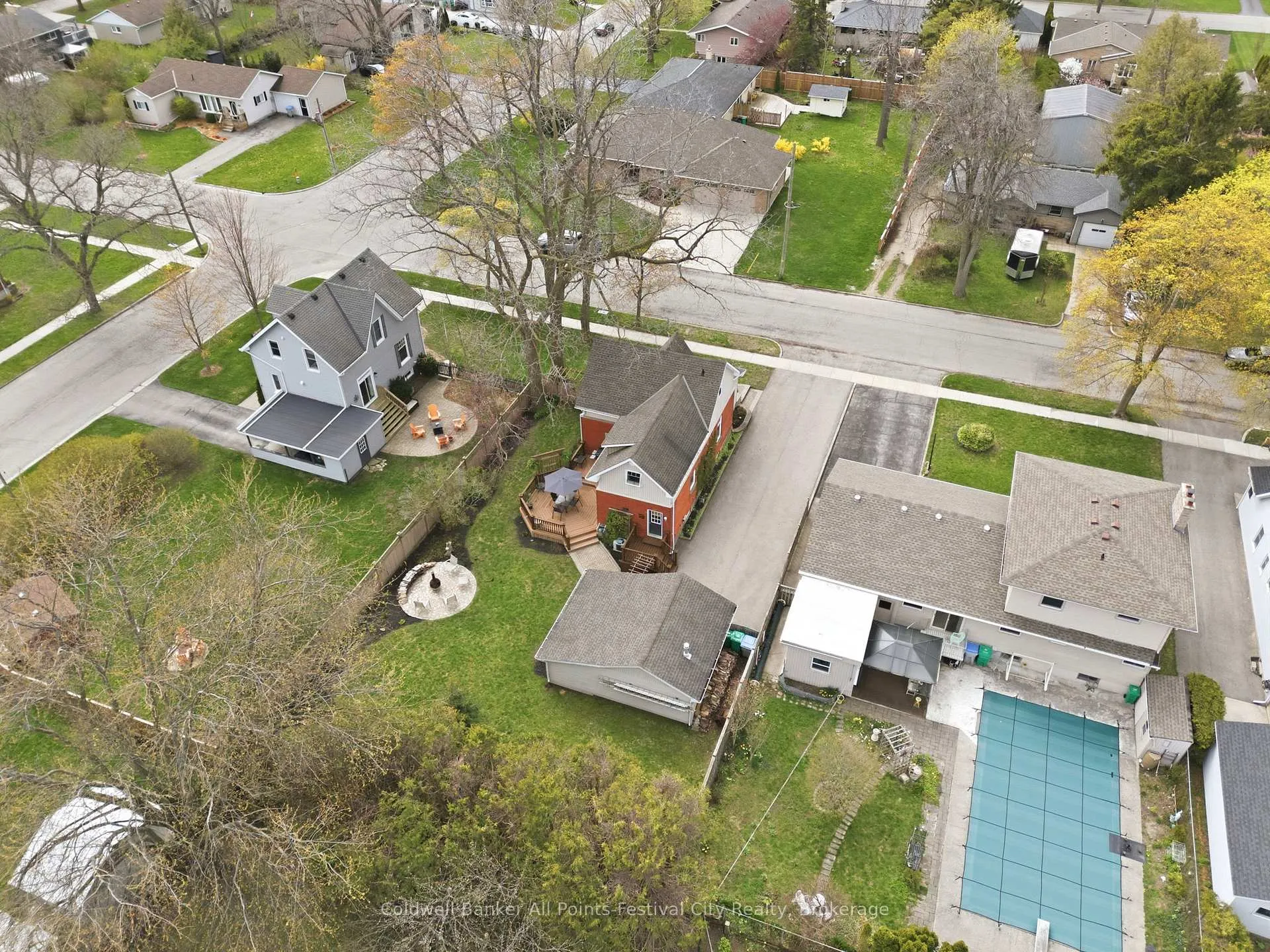 Photo 43 of 213 Warren Street, Goderich, Goderich (Town) — HOMEH