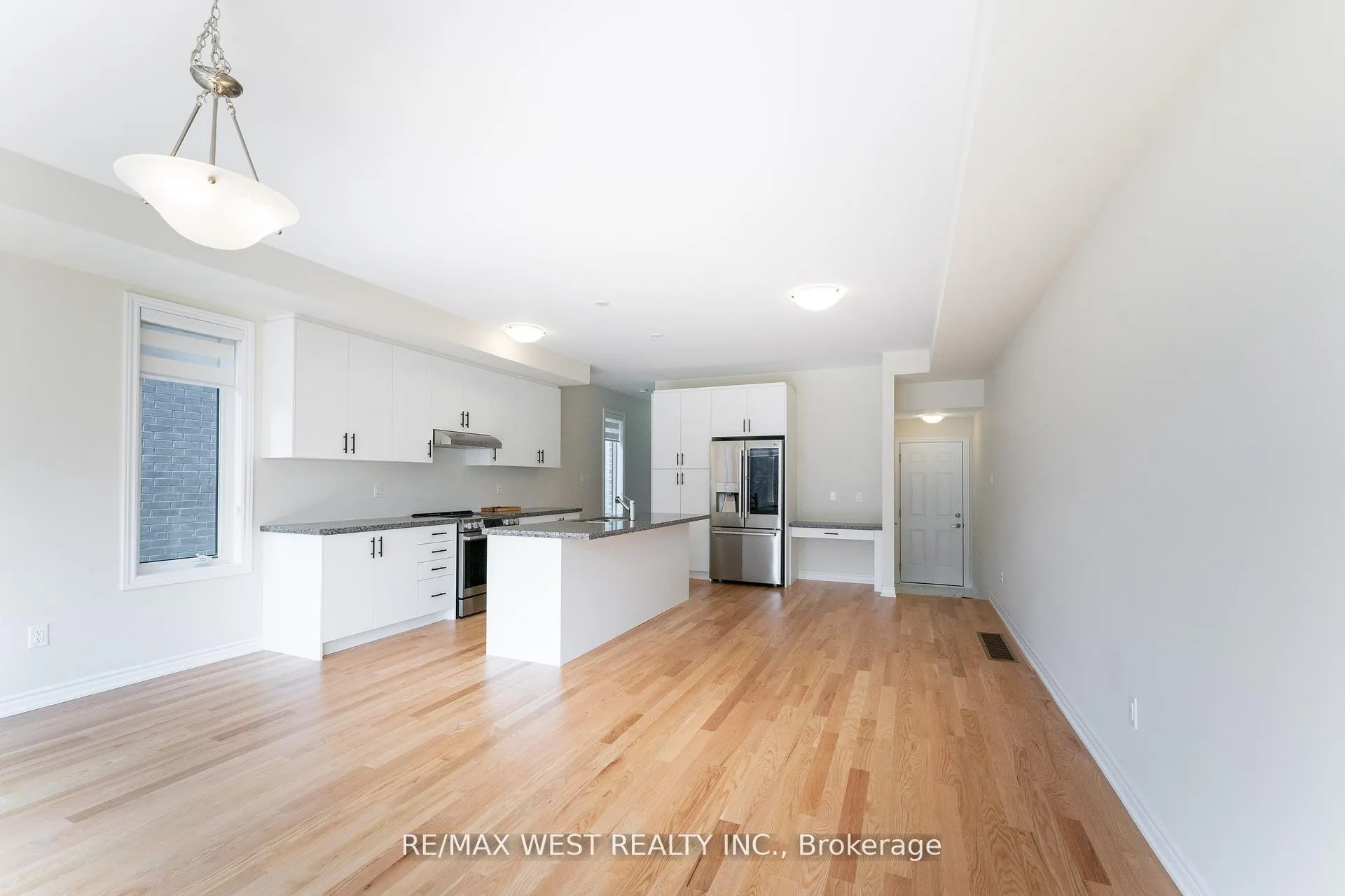 Photo 16 of 1424 National Common, Burlington, Tyandaga — HOMEH