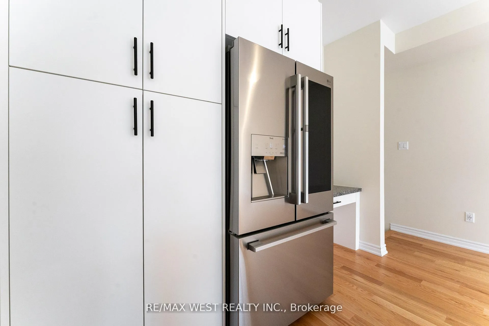 Photo 18 of 1424 National Common, Burlington, Tyandaga — HOMEH
