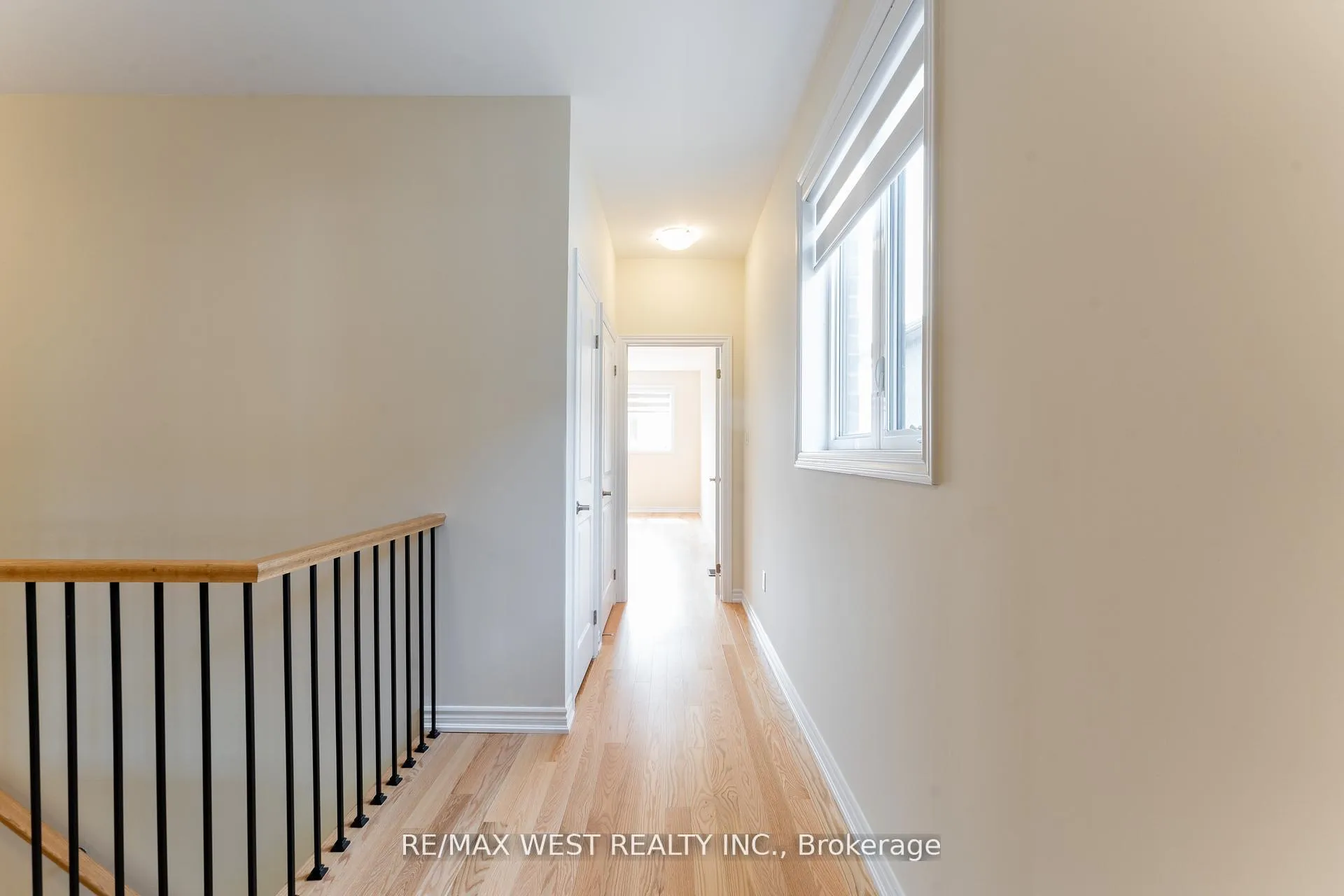 Photo 32 of 1424 National Common, Burlington, Tyandaga — HOMEH