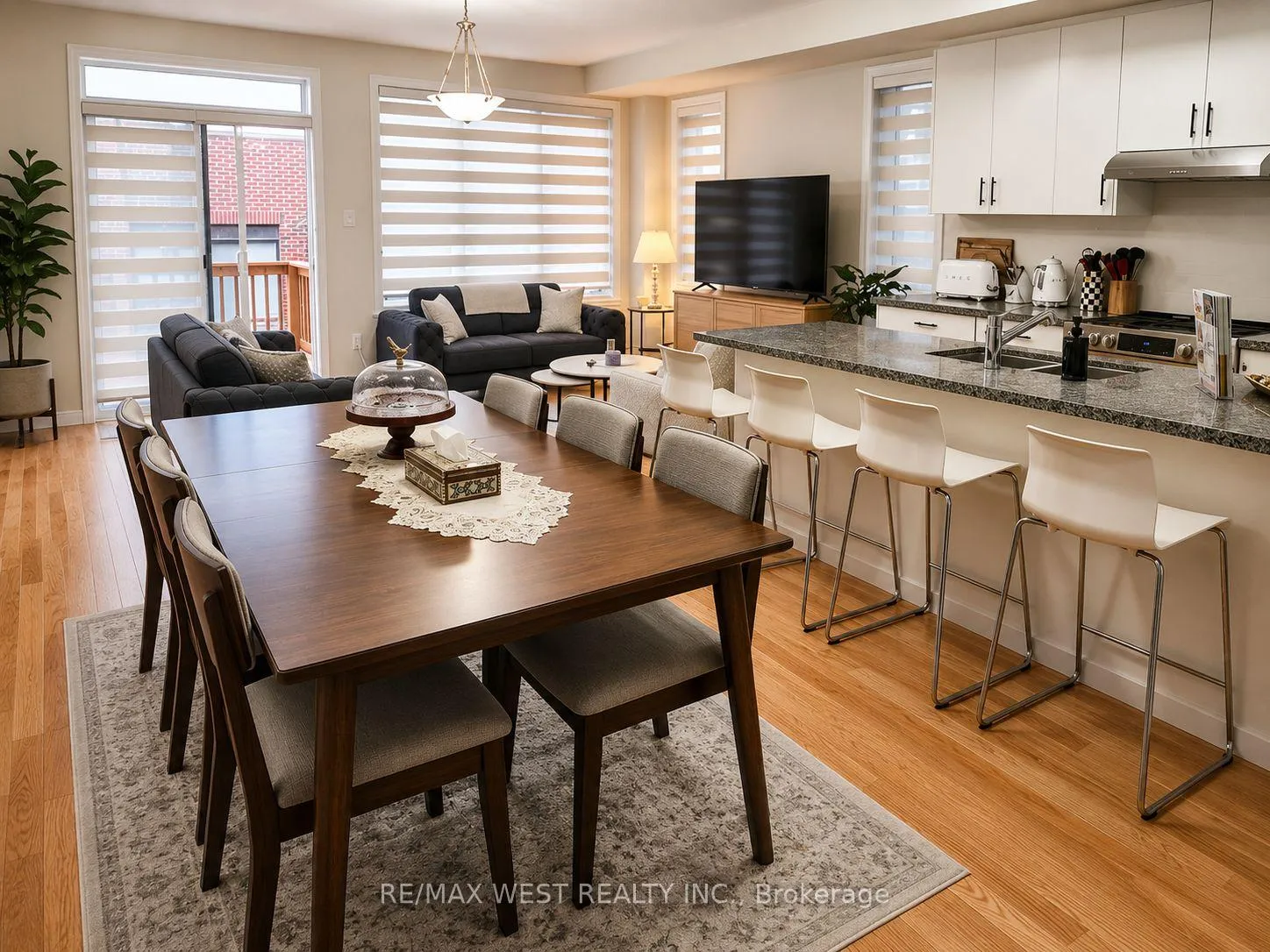 Photo 14 of 1424 National Common, Burlington, Tyandaga — HOMEH