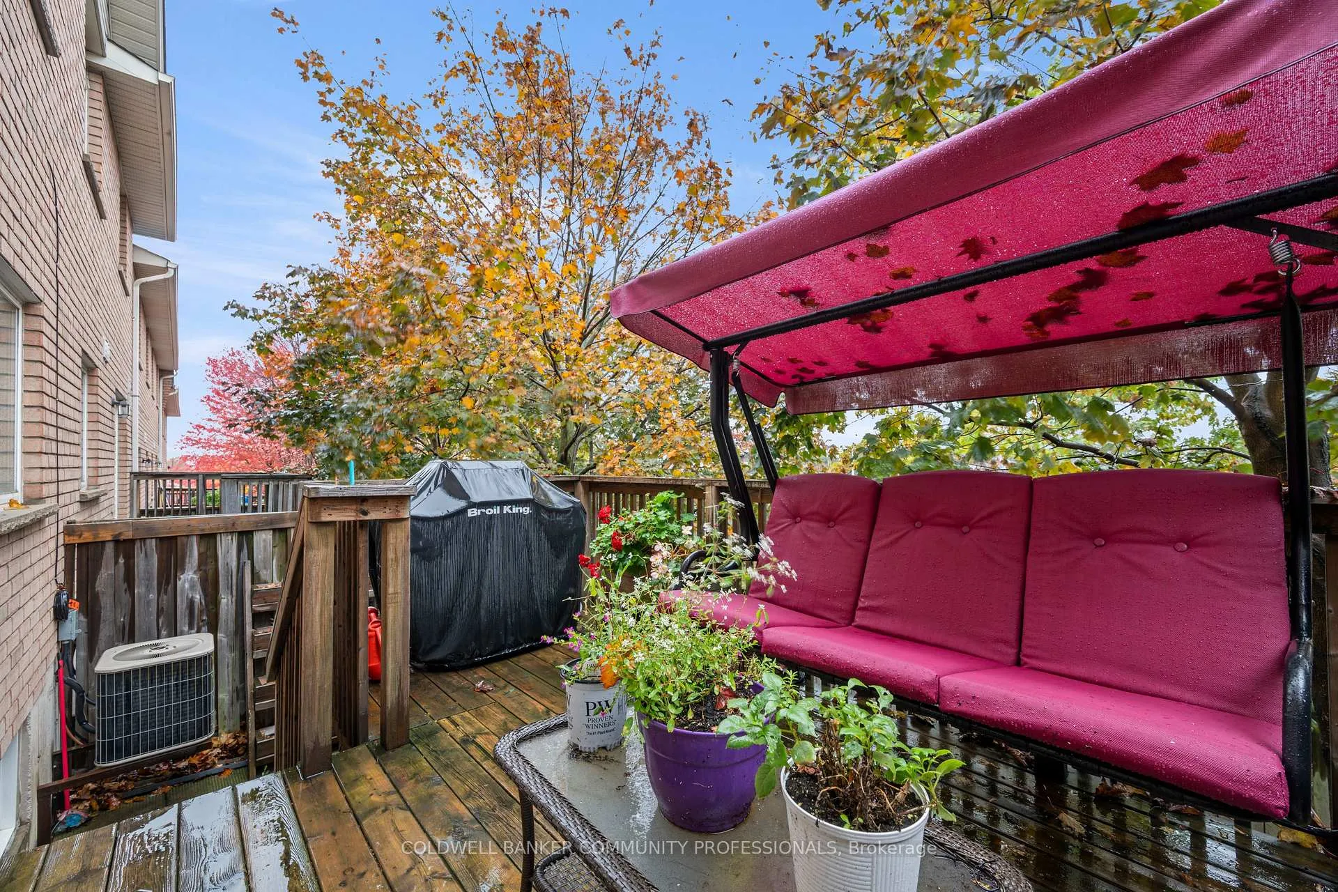 Photo 5 of Unit 45, 2737 King Street E, Hamilton, Greenford — HOMEH
