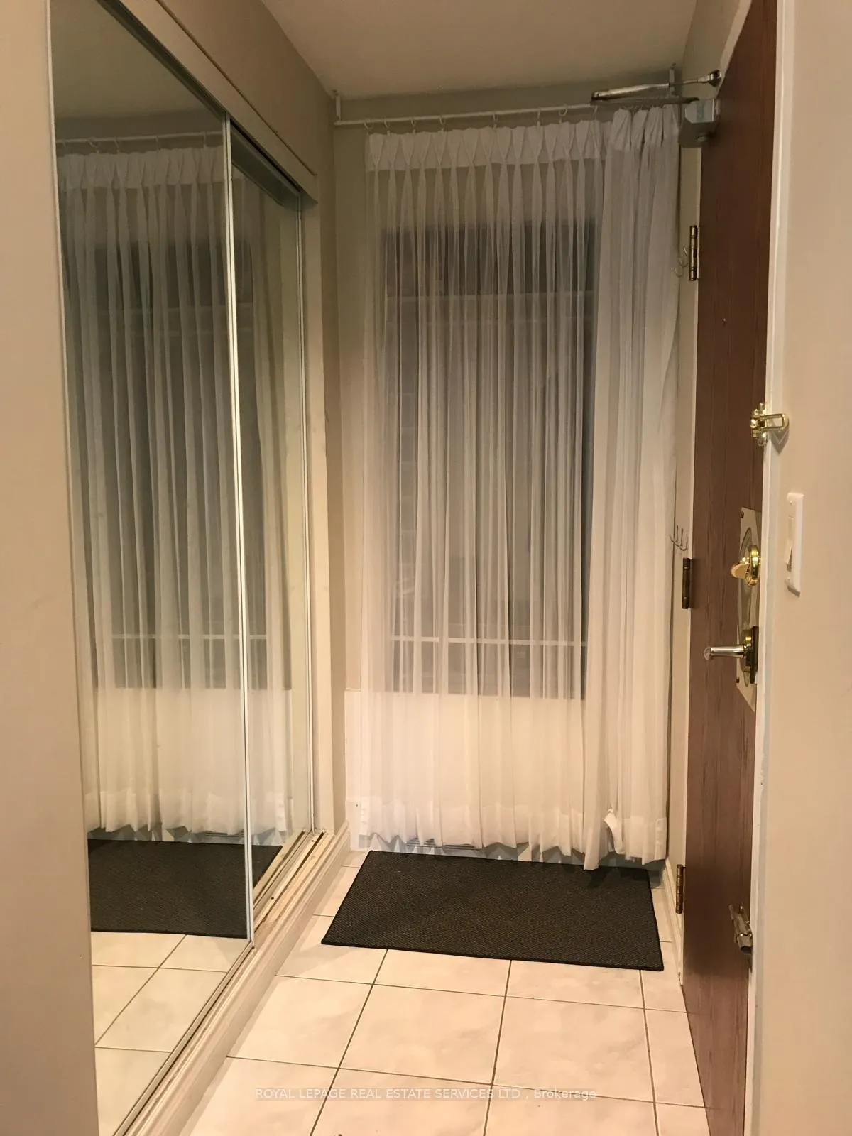 Photo 10 of Unit 302, 135 Maitland Street, Toronto, Church-Yonge Corridor — HOMEH