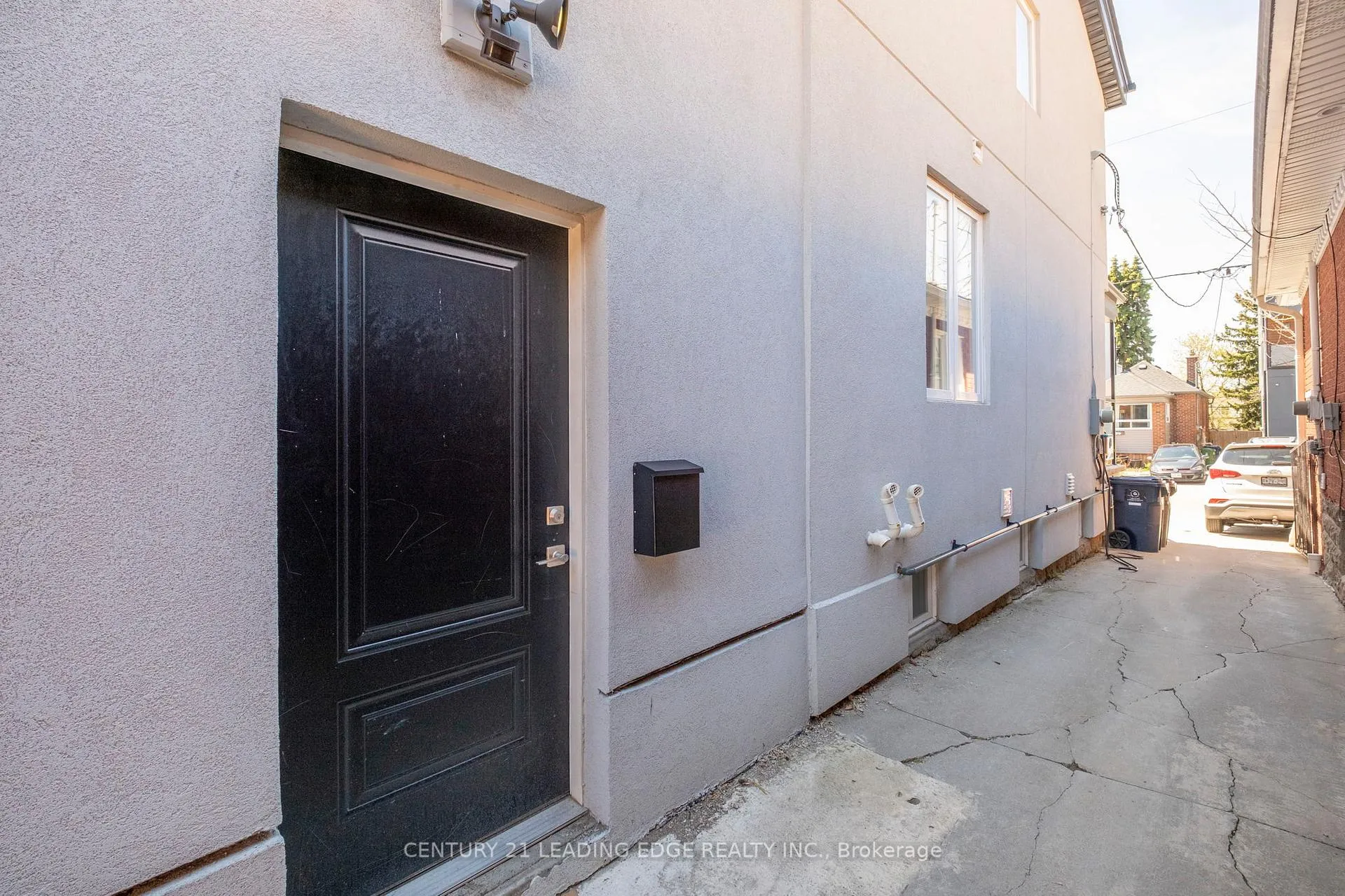 Photo 3 of 173 Cedric Avenue, Toronto, Oakwood Village — HOMEH