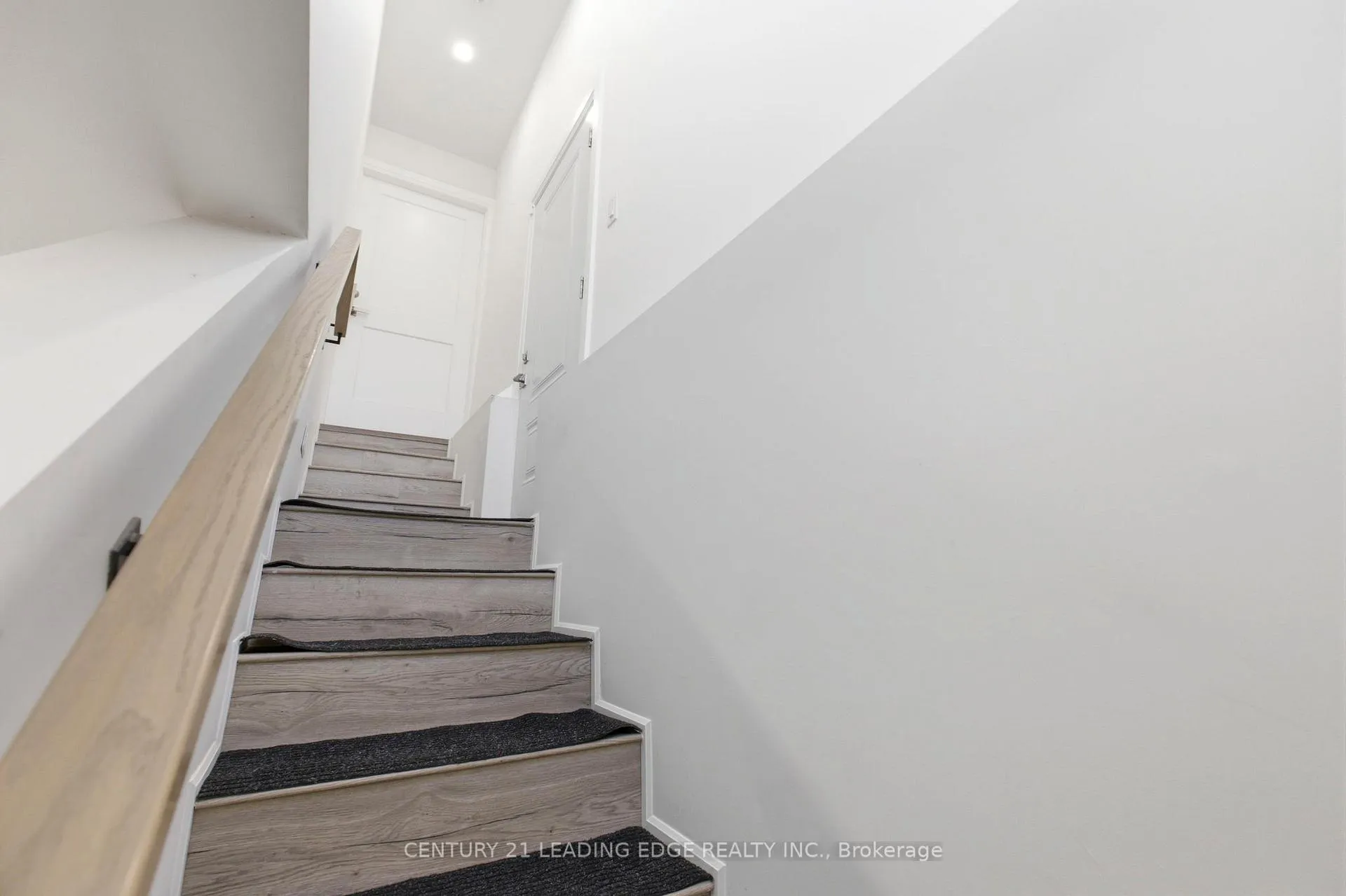 Photo 5 of 173 Cedric Avenue, Toronto, Oakwood Village — HOMEH