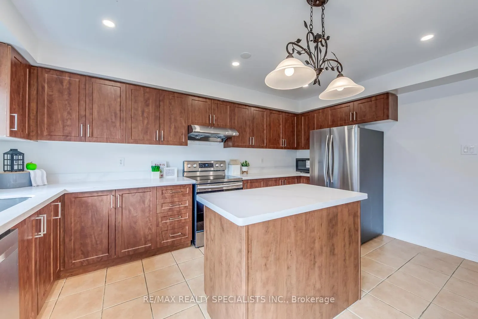 Photo 21 of 755 Candlestick Circle, Mississauga, Hurontario — HOMEH