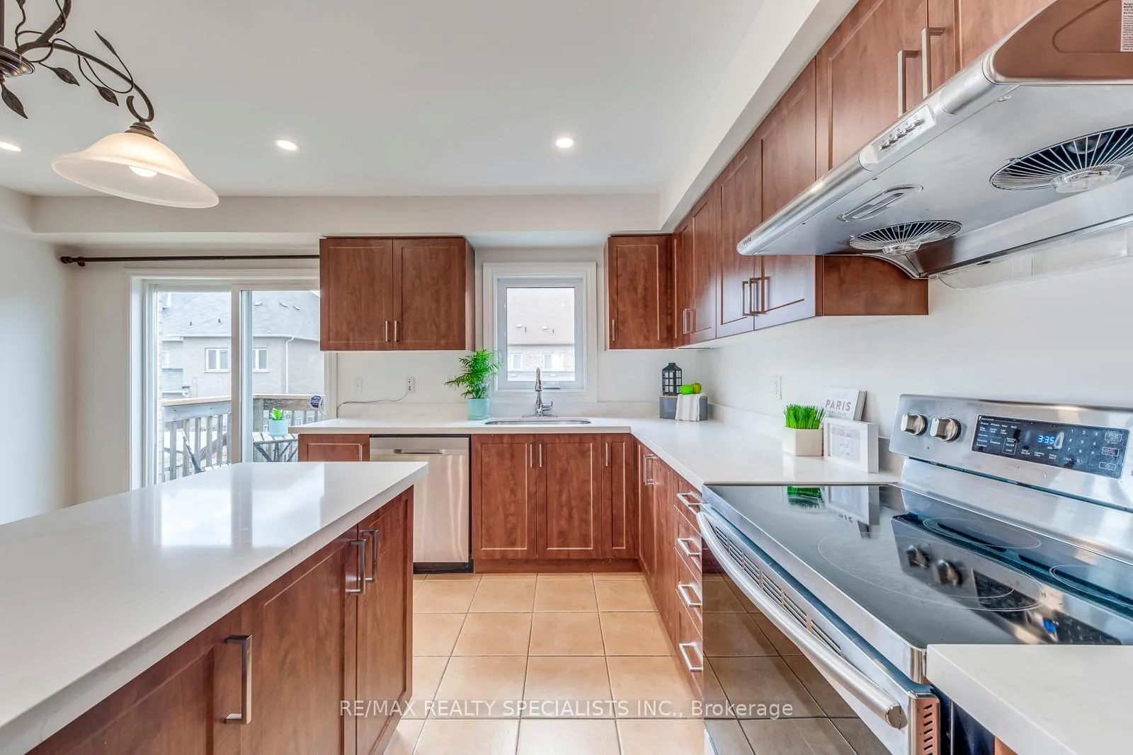 Photo 27 of 755 Candlestick Circle, Mississauga, Hurontario — HOMEH