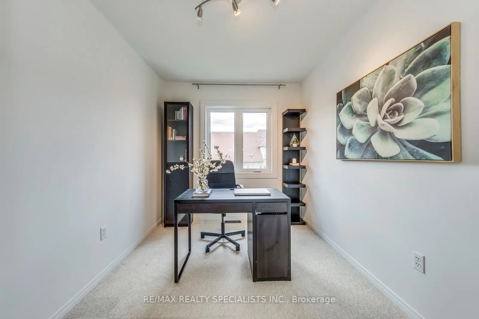 Photo 37 of 755 Candlestick Circle, Mississauga, Hurontario — HOMEH