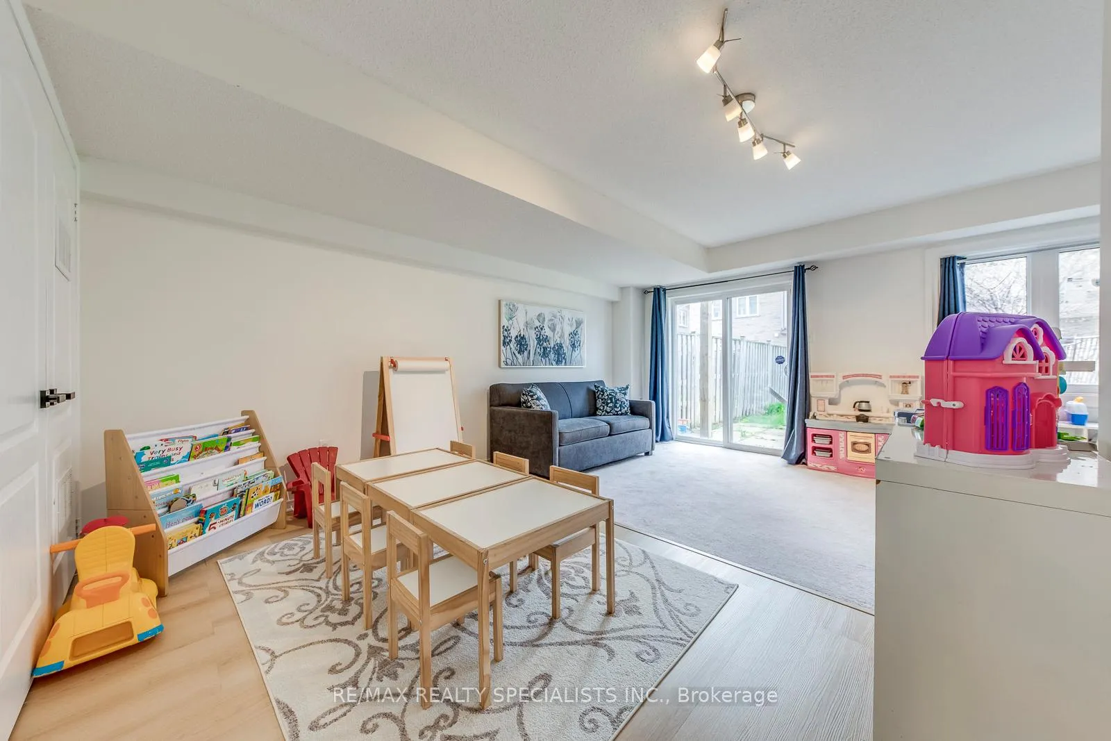 Photo 42 of 755 Candlestick Circle, Mississauga, Hurontario — HOMEH