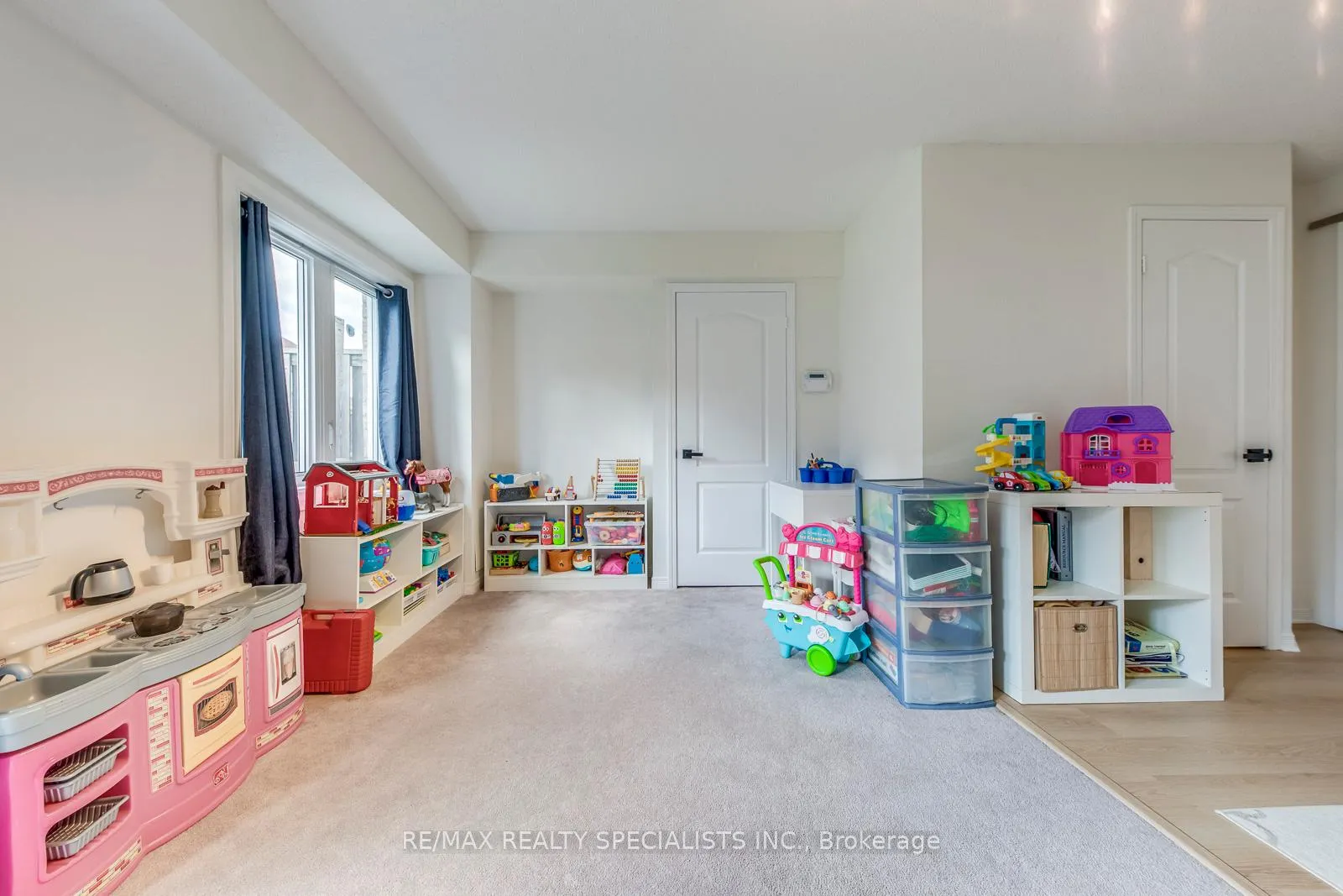 Photo 44 of 755 Candlestick Circle, Mississauga, Hurontario — HOMEH