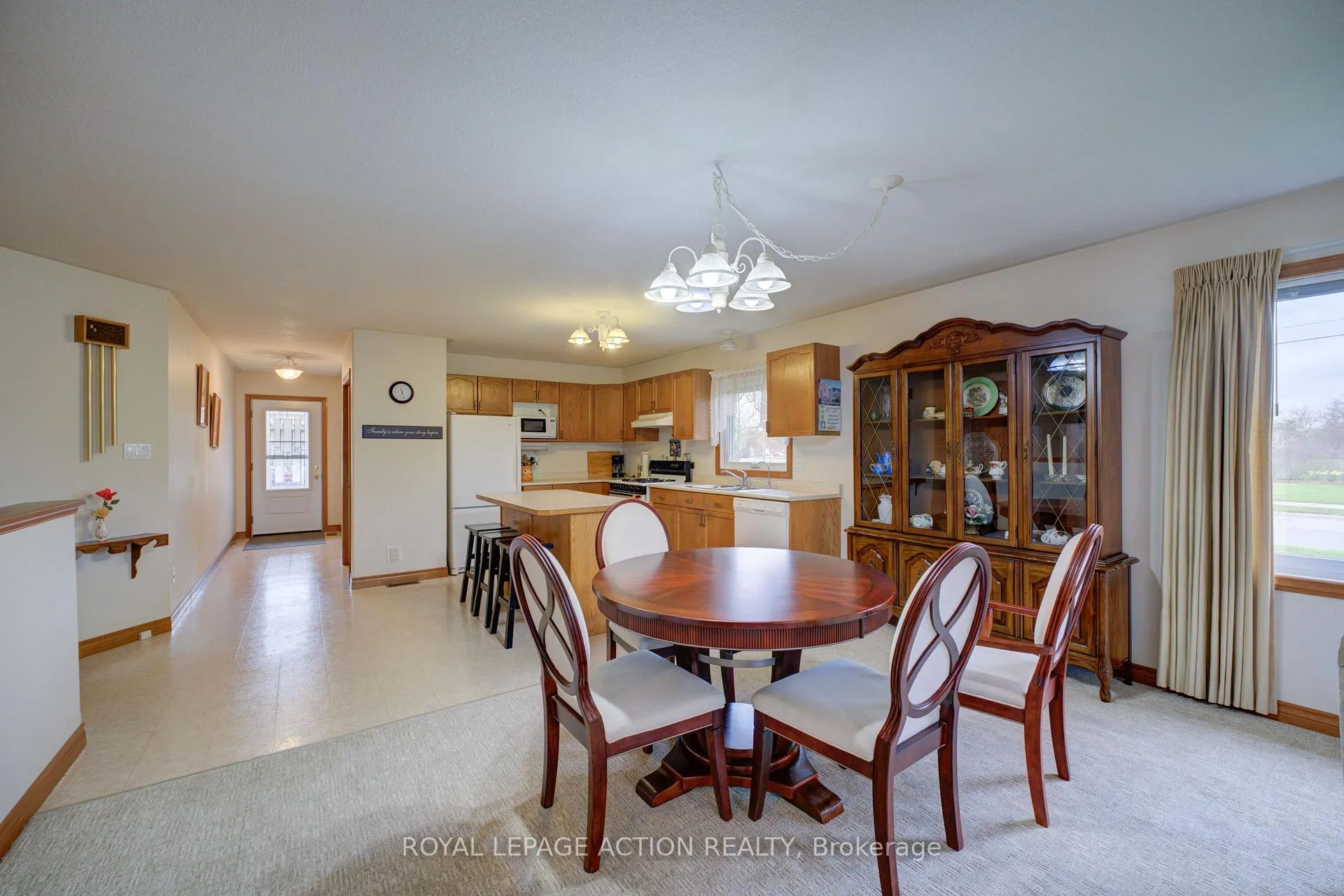 Photo 8 of Unit 1, 110 Somerset Road, Brantford — HOMEH