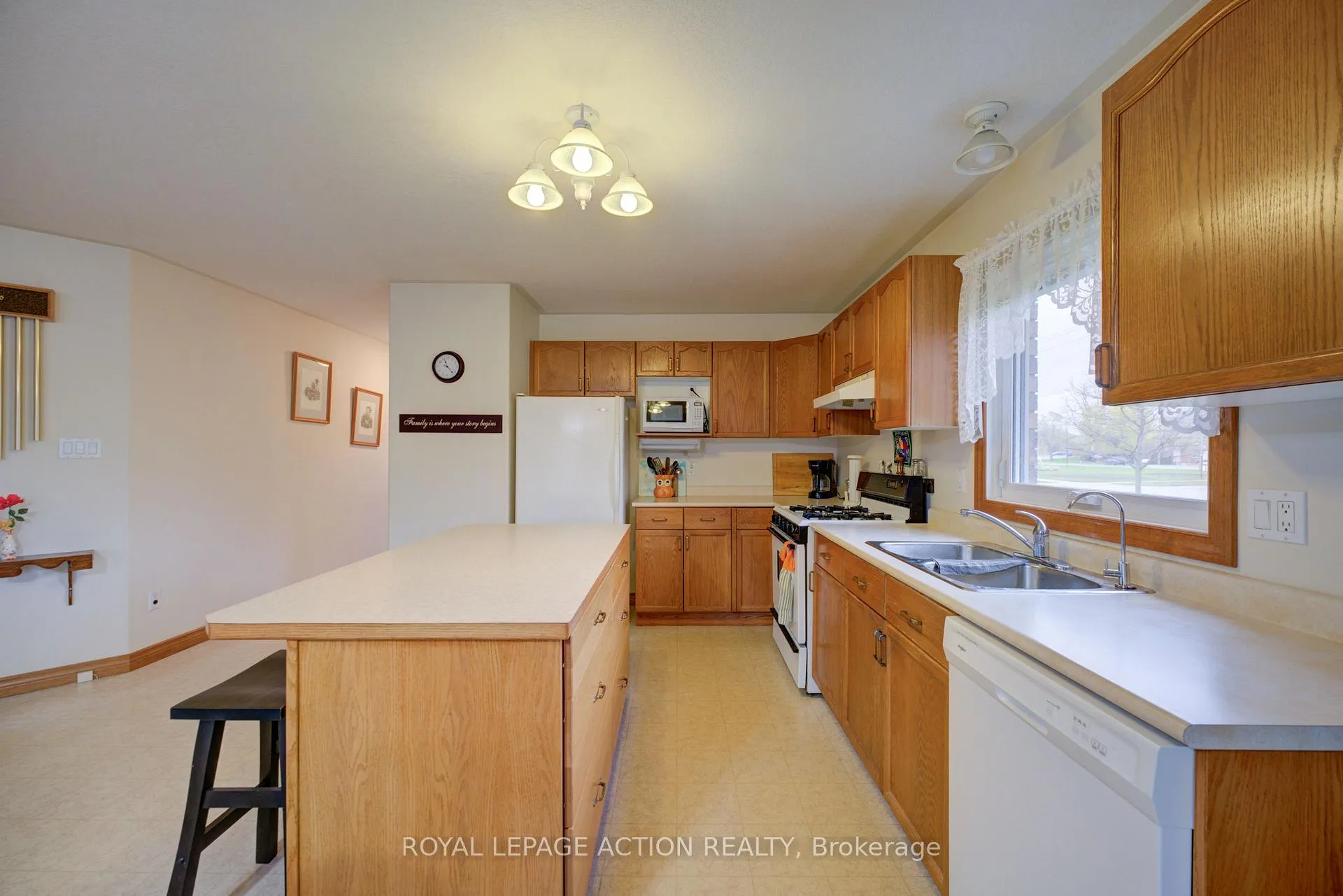 Photo 12 of Unit 1, 110 Somerset Road, Brantford — HOMEH