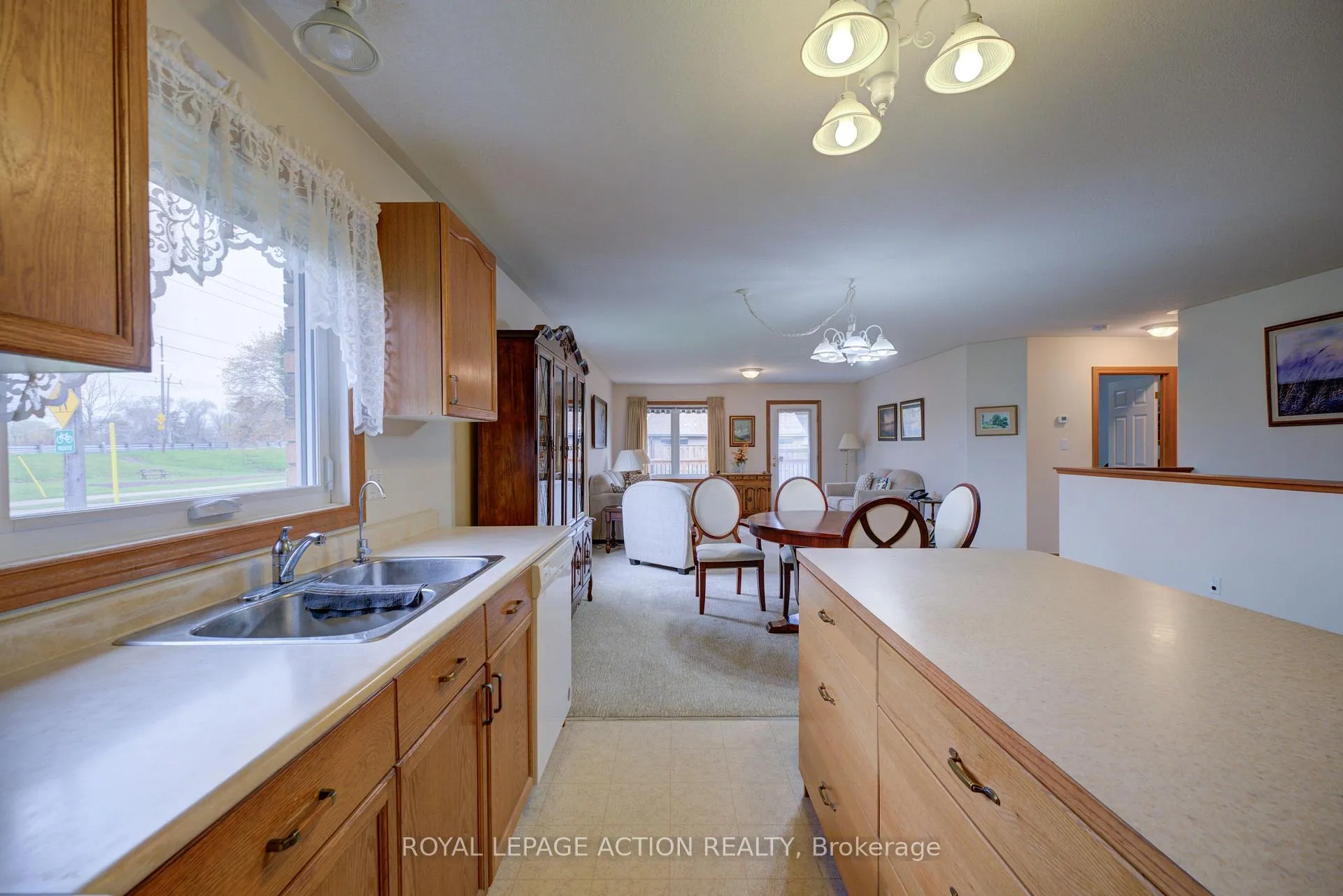 Photo 13 of Unit 1, 110 Somerset Road, Brantford — HOMEH
