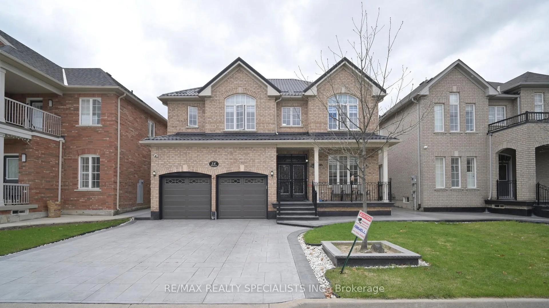 Photo 1 of 16 Redearth Gate, Brampton, Bram East — HOMEH
