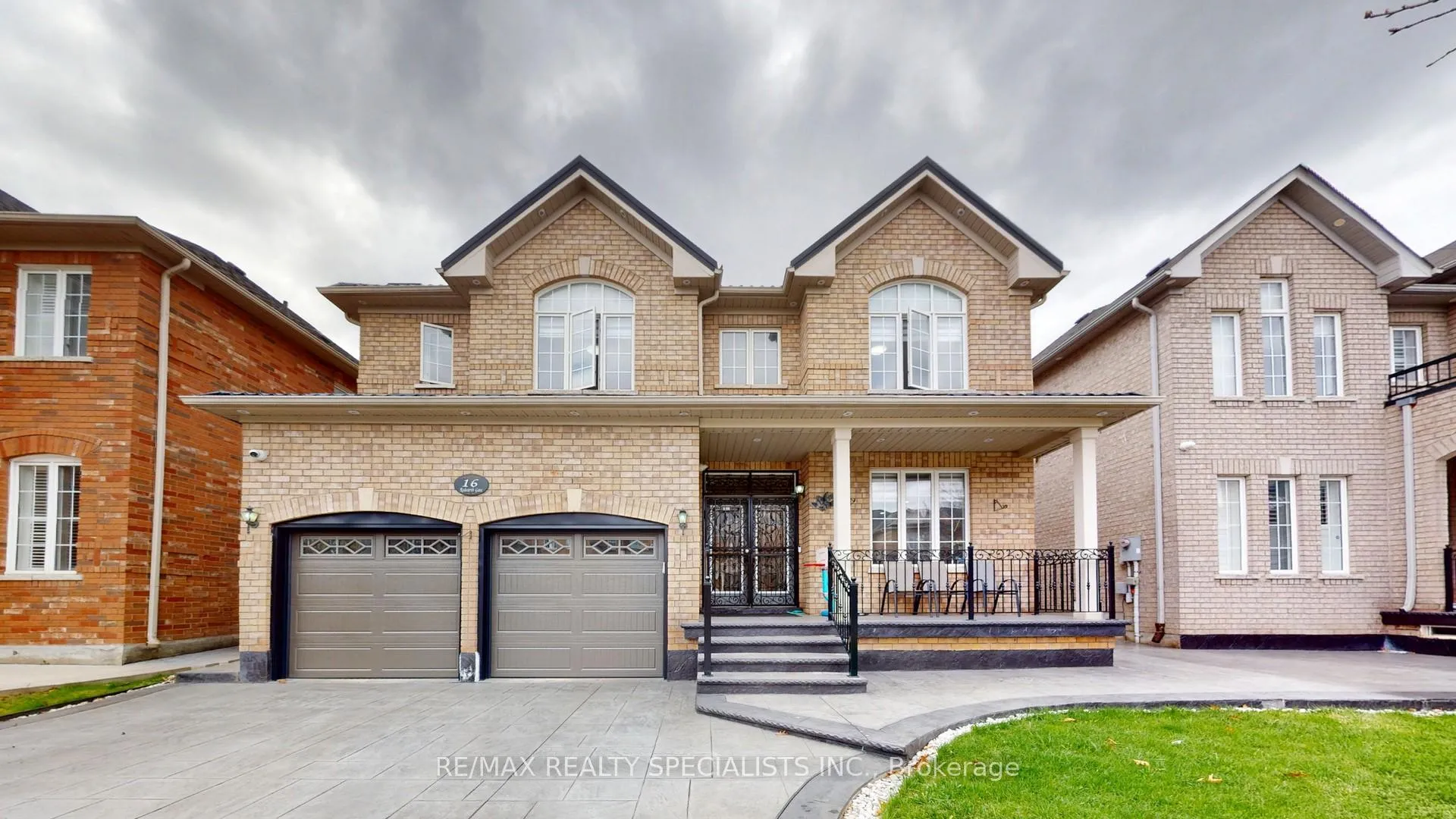 Photo 3 of 16 Redearth Gate, Brampton, Bram East — HOMEH