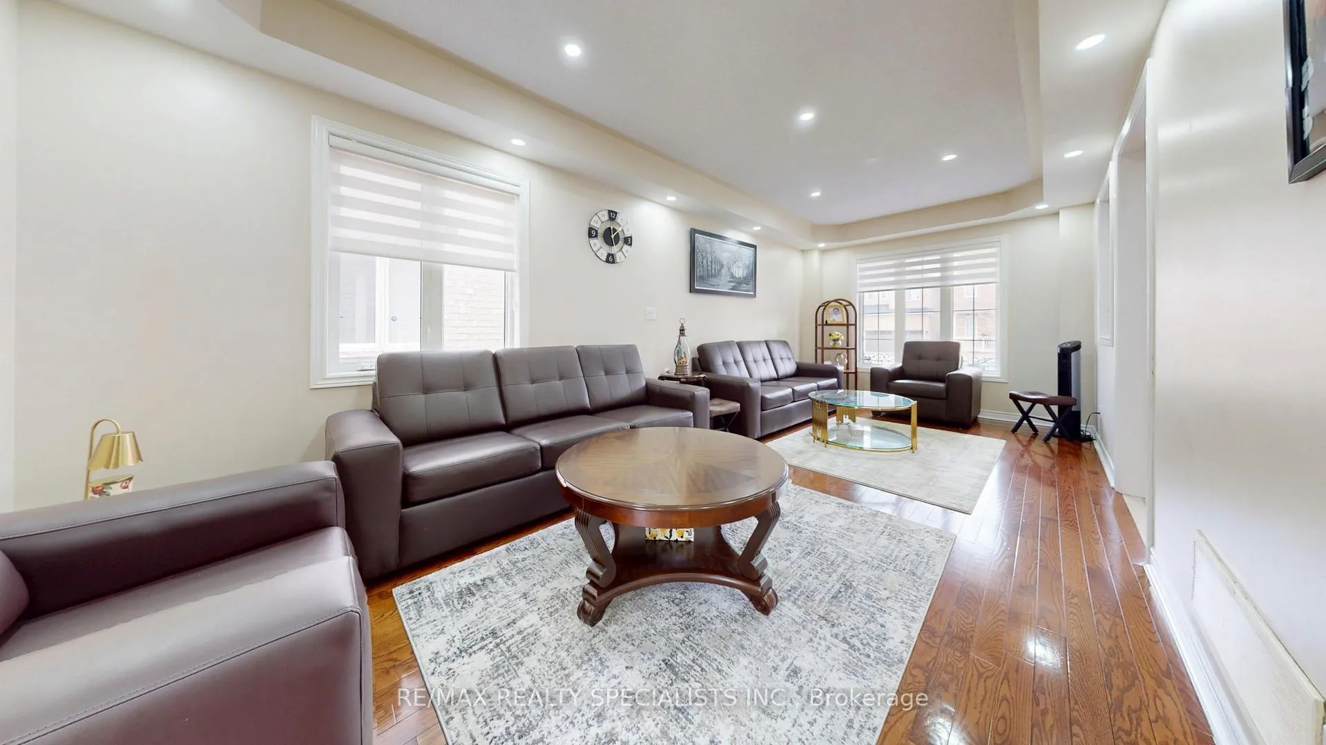 Photo 9 of 16 Redearth Gate, Brampton, Bram East — HOMEH